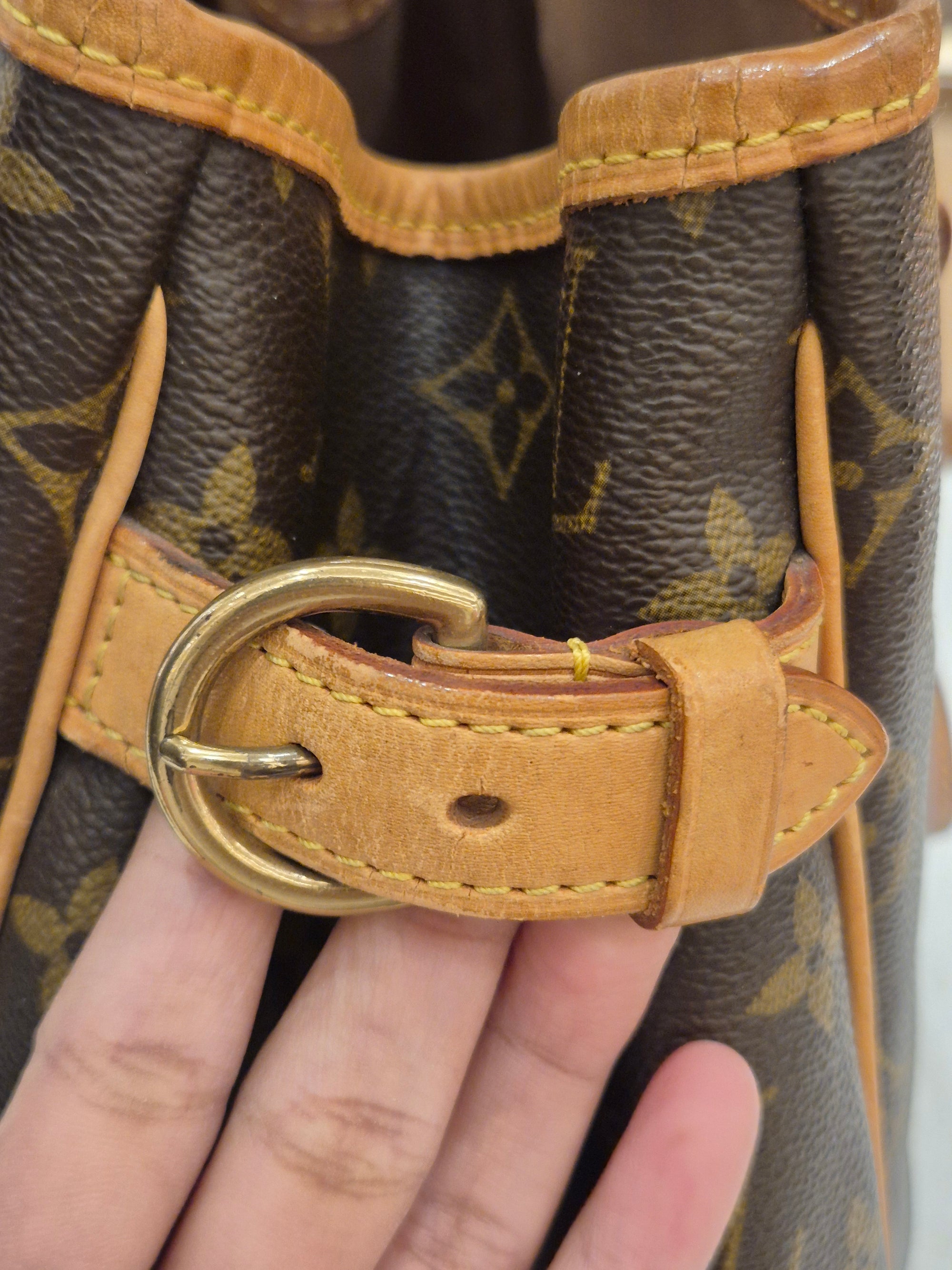 Louis Vuitton Batignolles PM Monogram