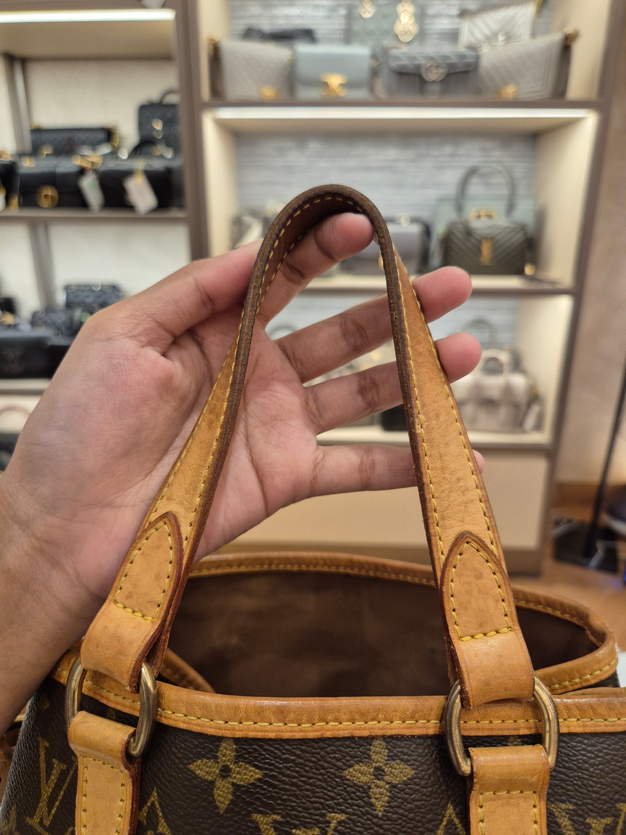 Louis Vuitton Batignolles PM Monogram
