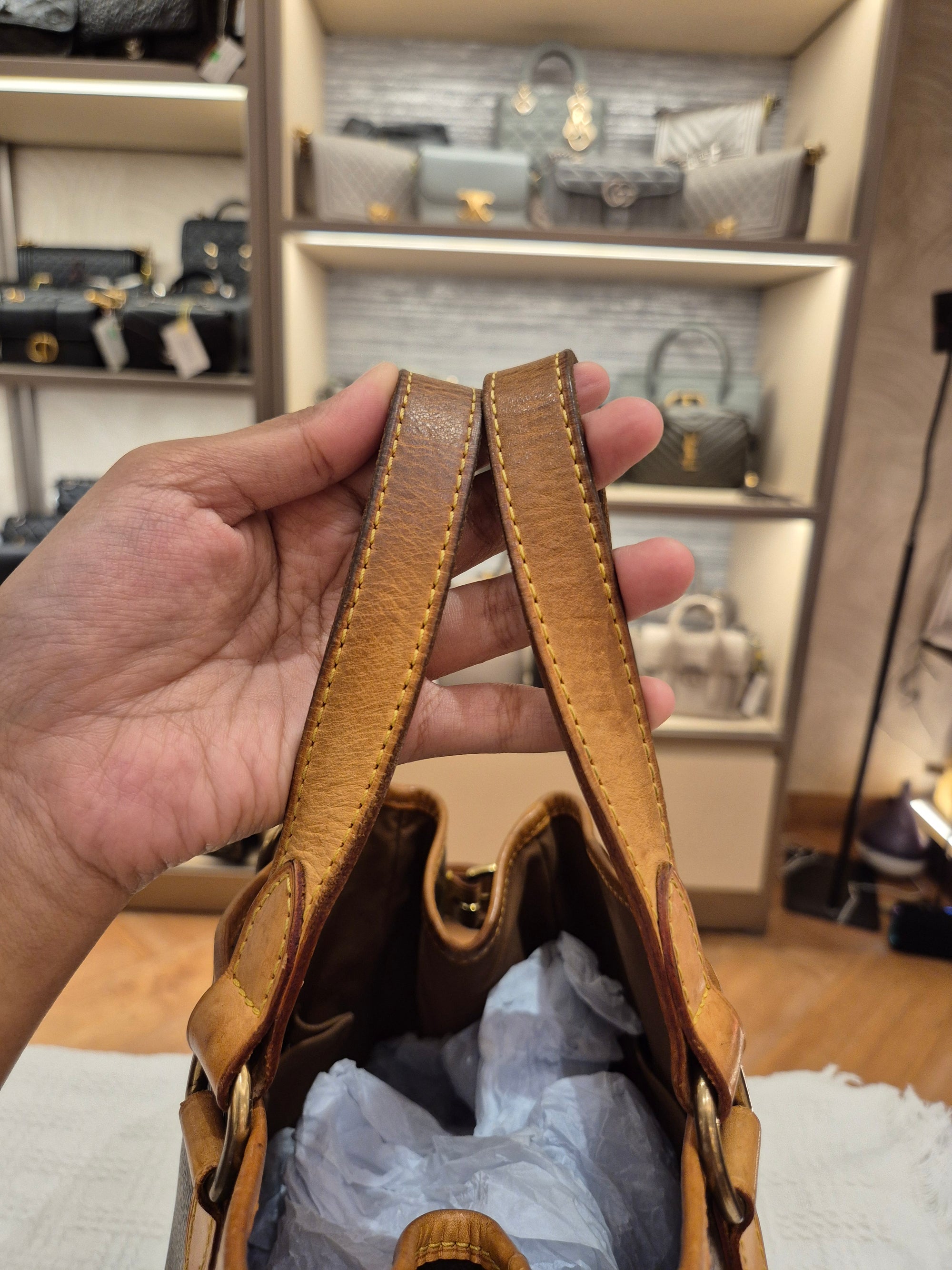 Louis Vuitton Batignolles PM Monogram