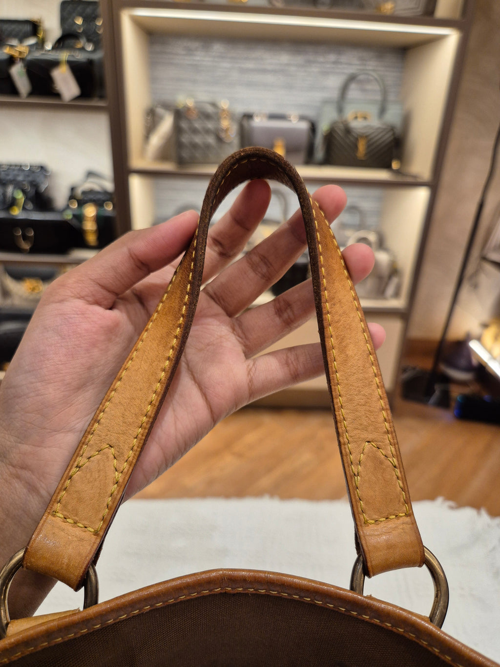Louis Vuitton Batignolles PM Monogram