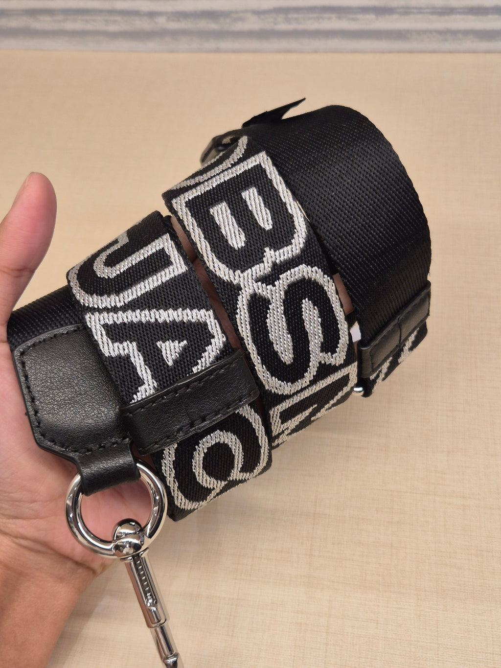 Marc Jacob Strap Black Silver Font
