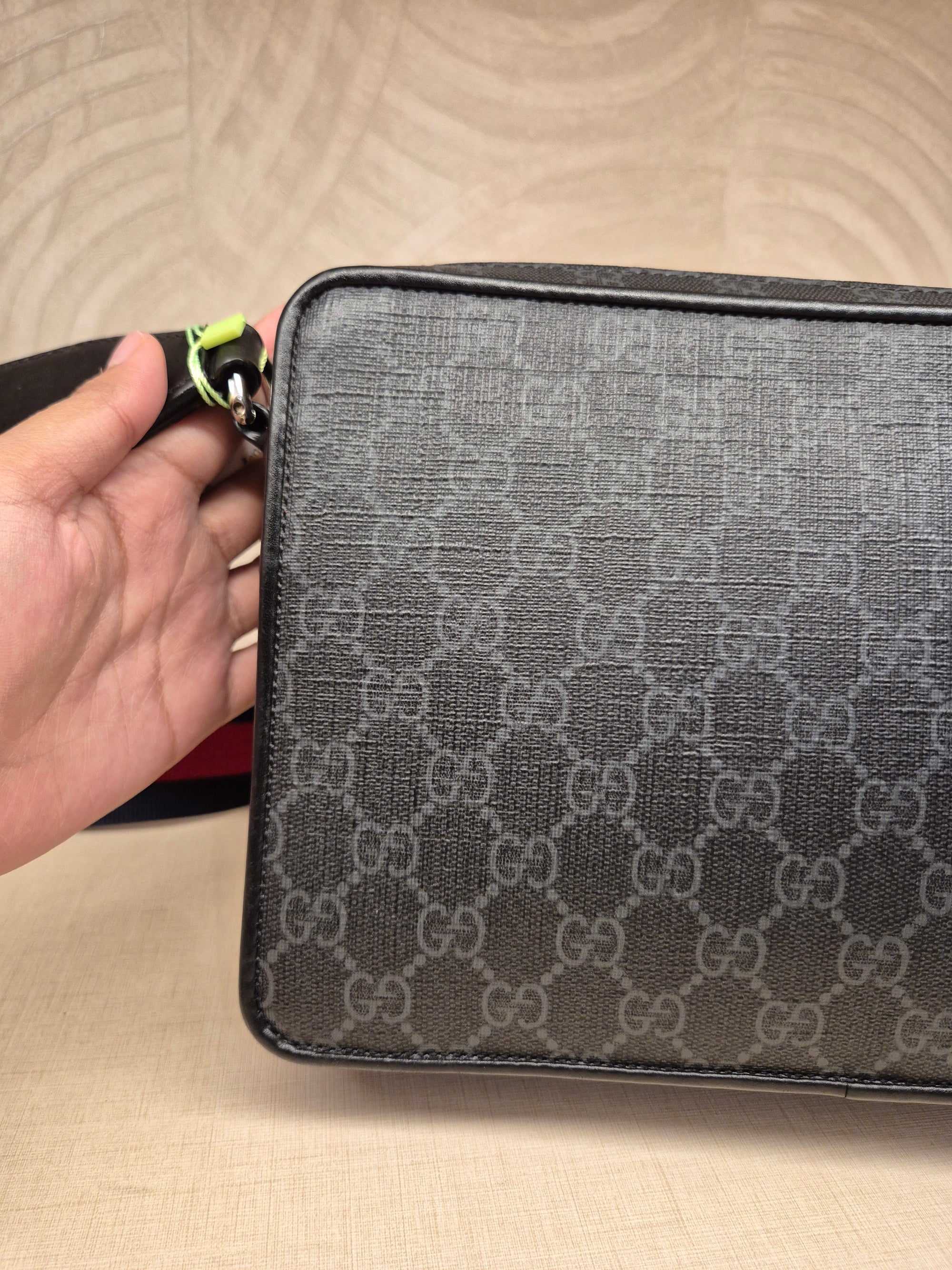 Gucci GG Supreme Camera Bag Monogram