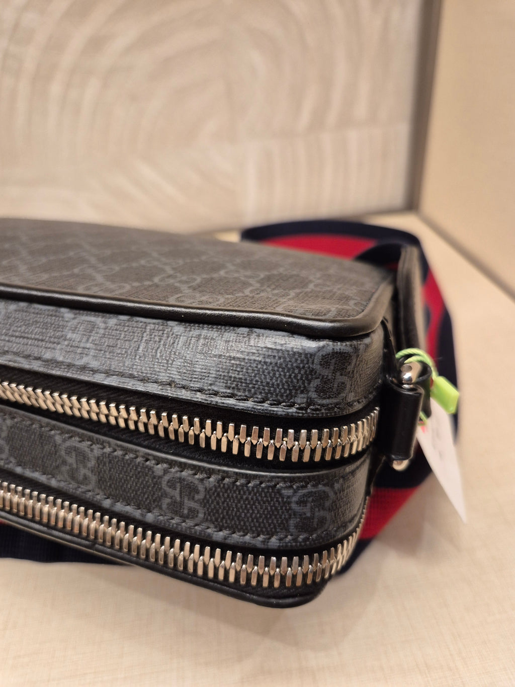 Gucci GG Supreme Camera Bag Monogram
