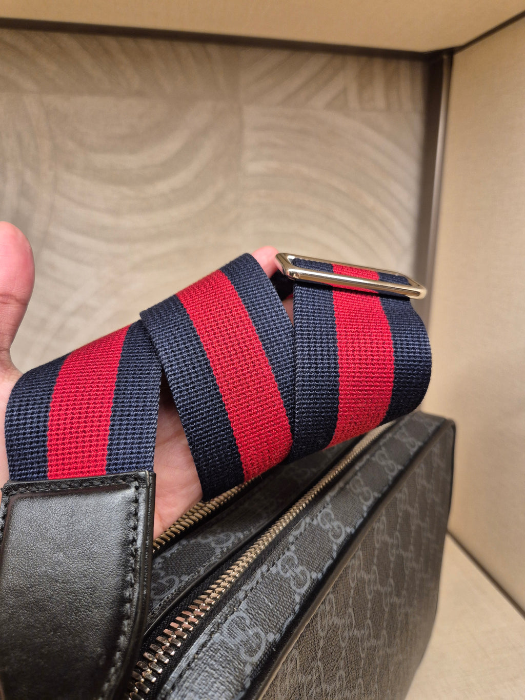 Gucci GG Supreme Camera Bag Monogram
