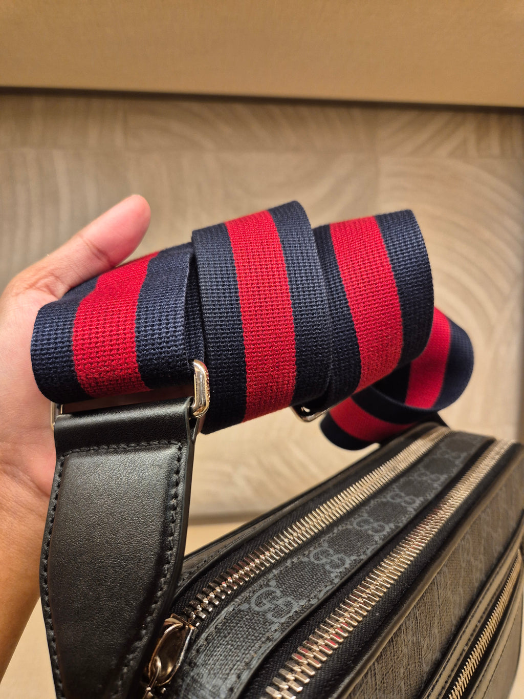 Gucci GG Supreme Camera Bag Monogram