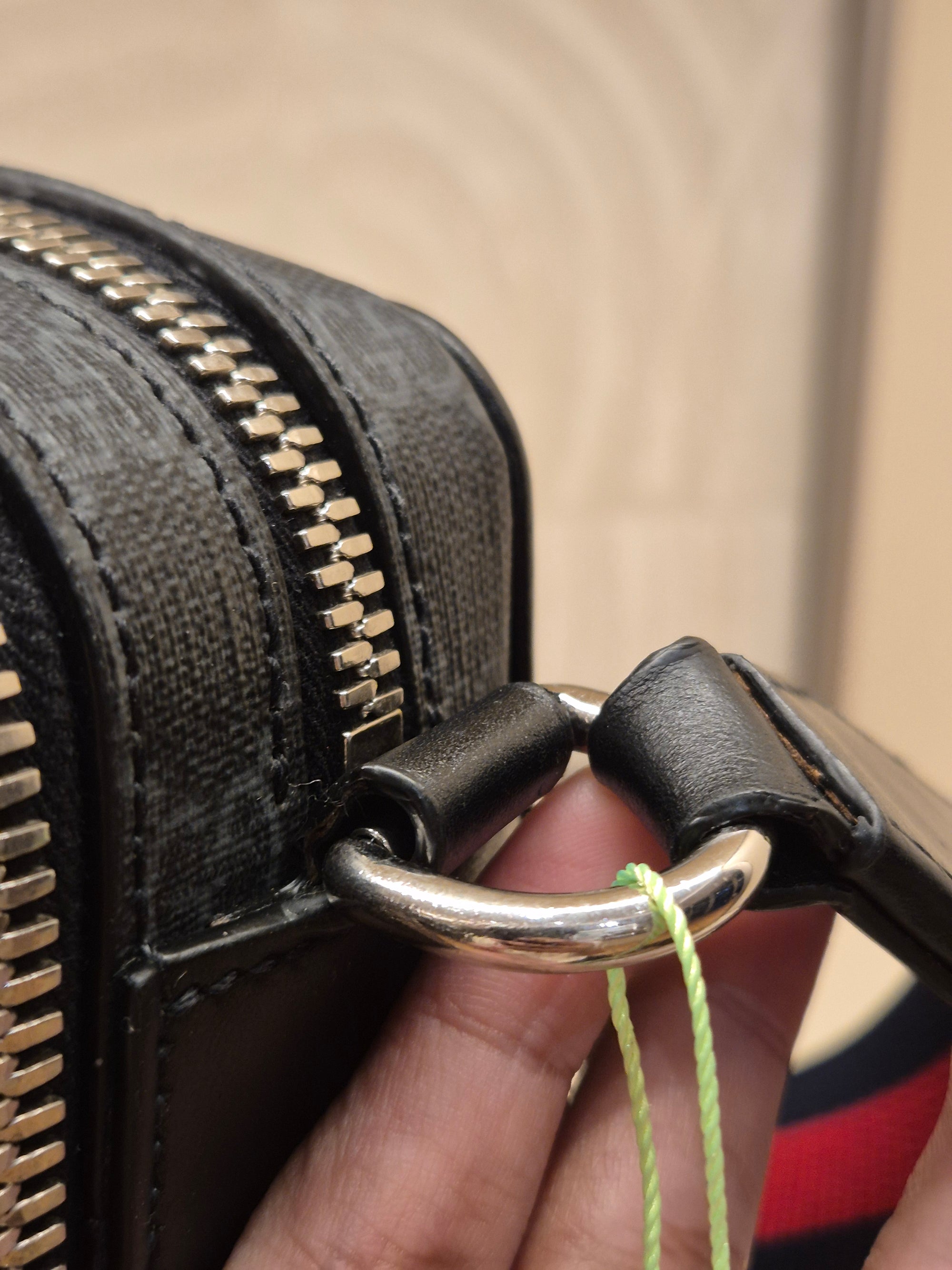 Gucci GG Supreme Camera Bag Monogram