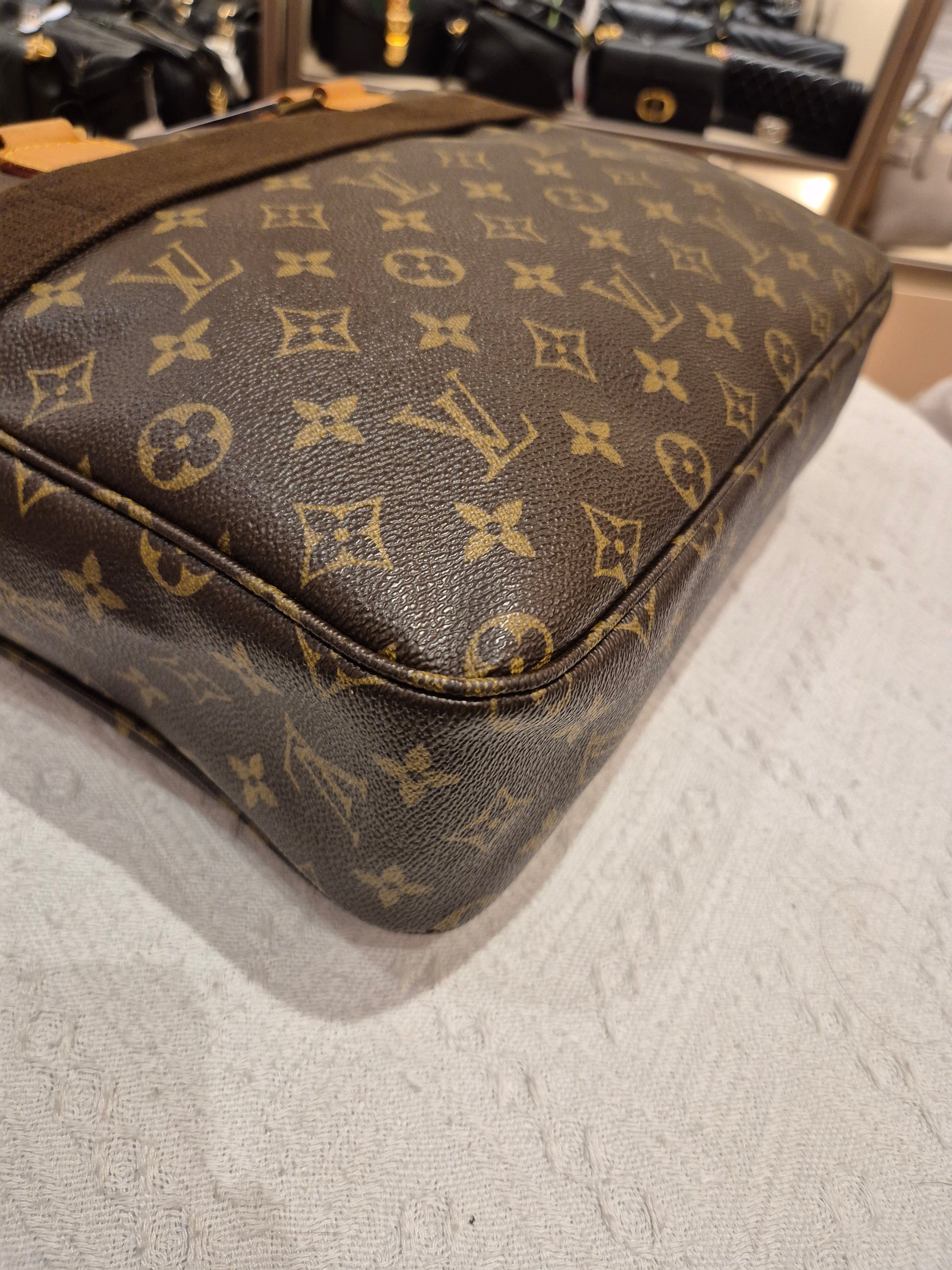 Louis Vuitton Bosphore Monogram