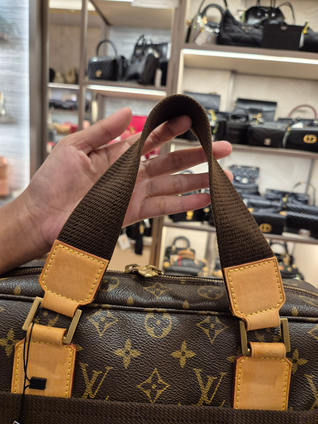 Louis Vuitton Bosphore Monogram