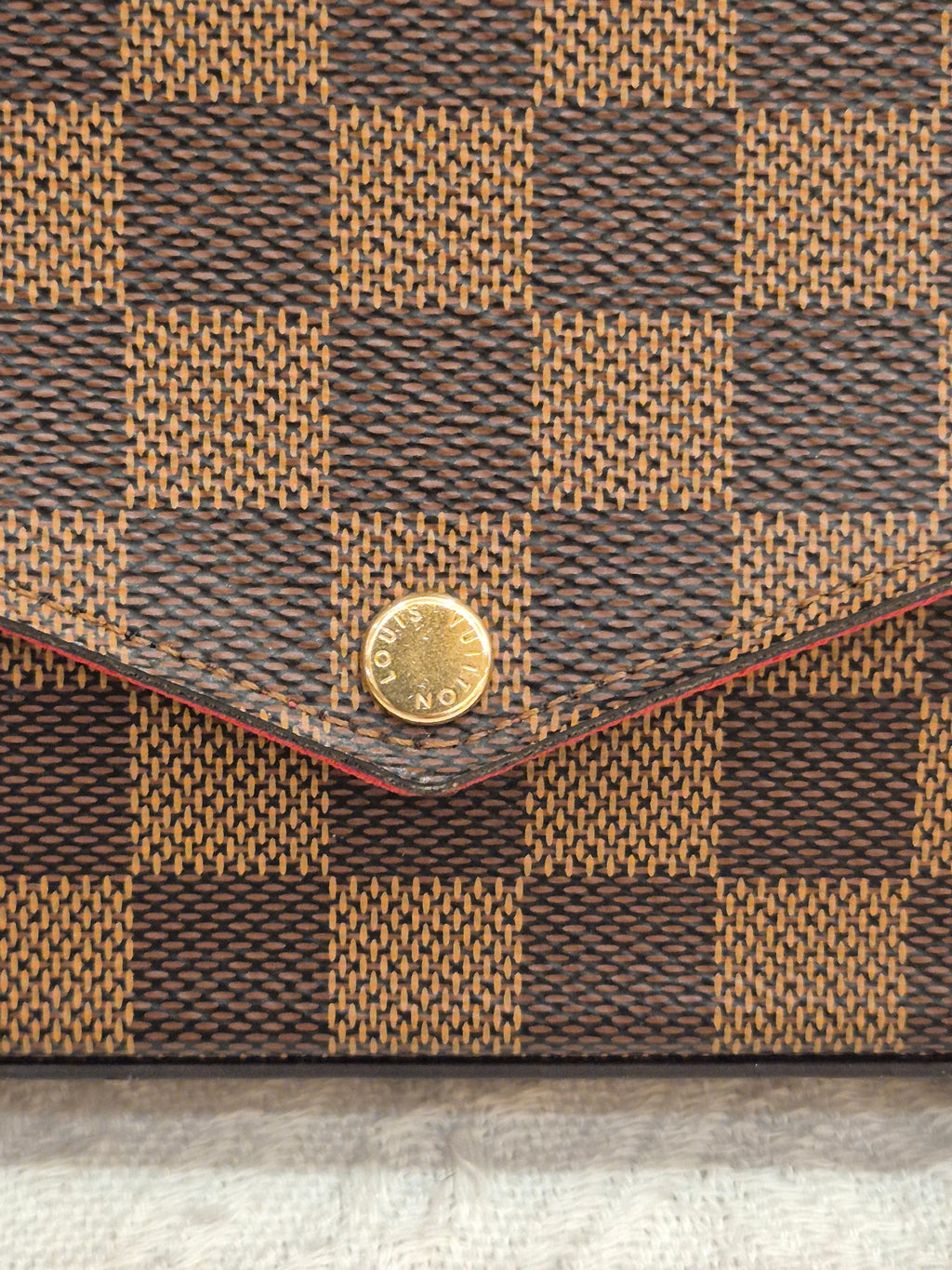 Louis Vuitton Felicie Pochette Damier