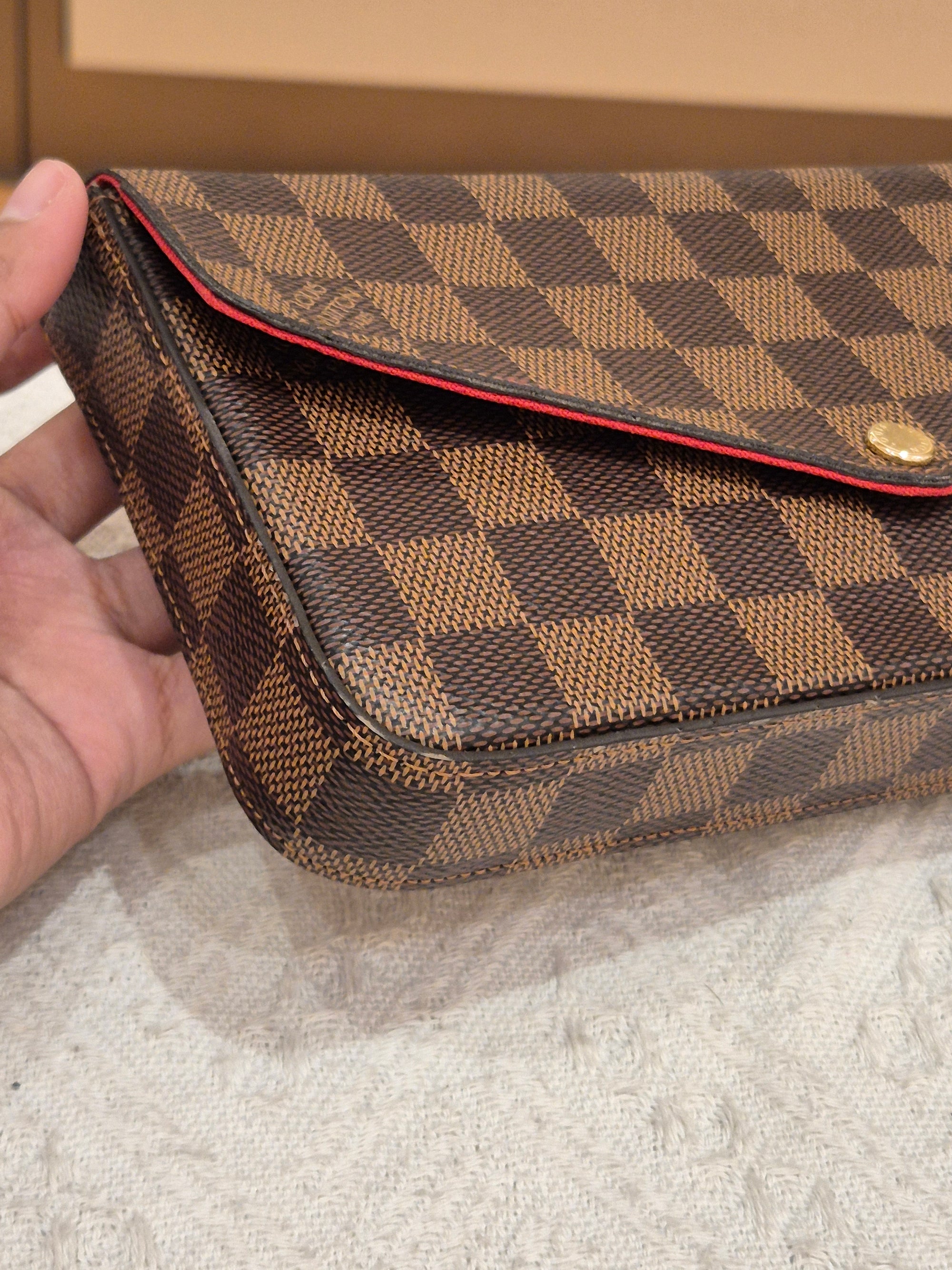 Louis Vuitton Felicie Pochette Damier