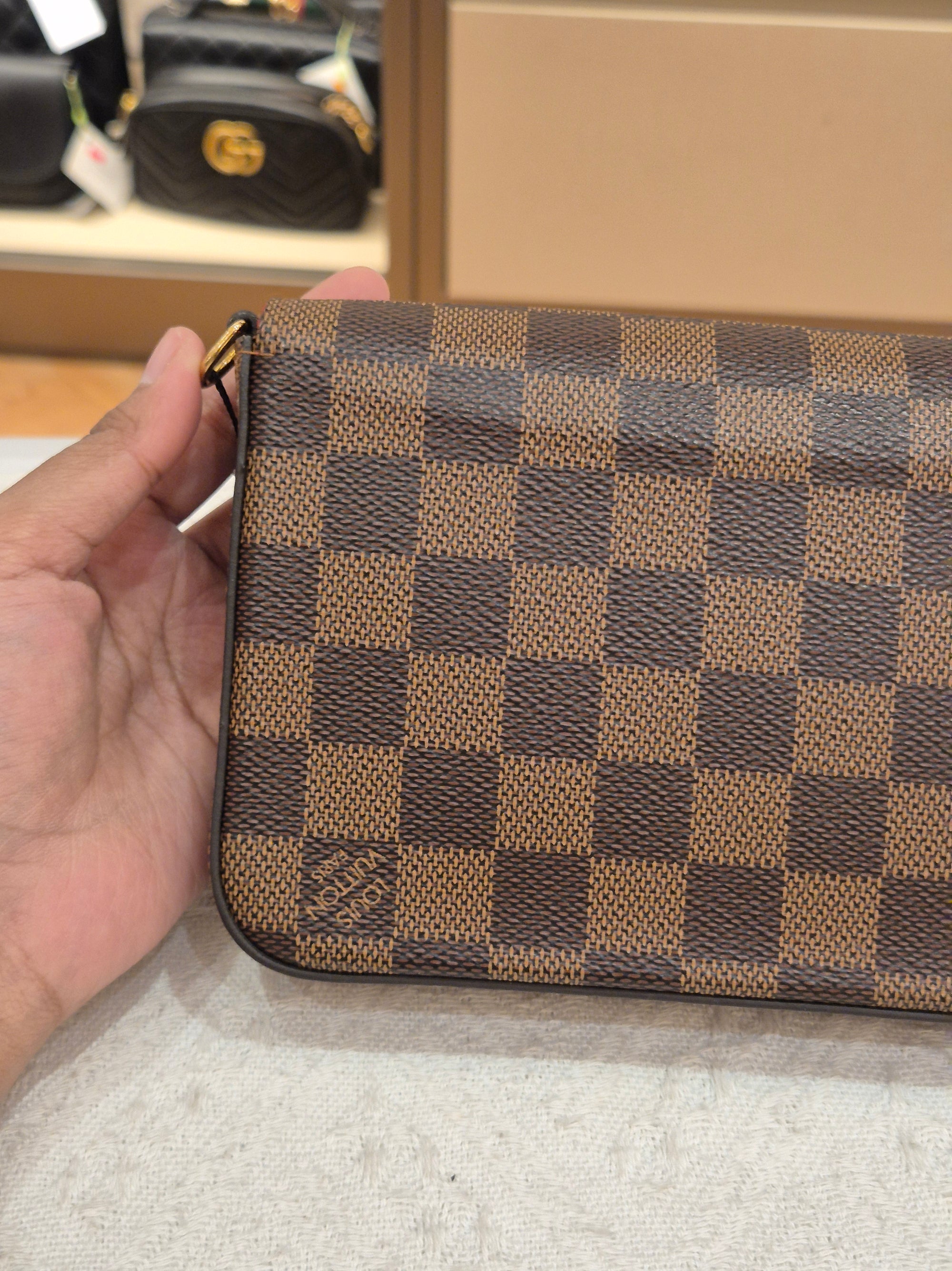Louis Vuitton Felicie Pochette Damier