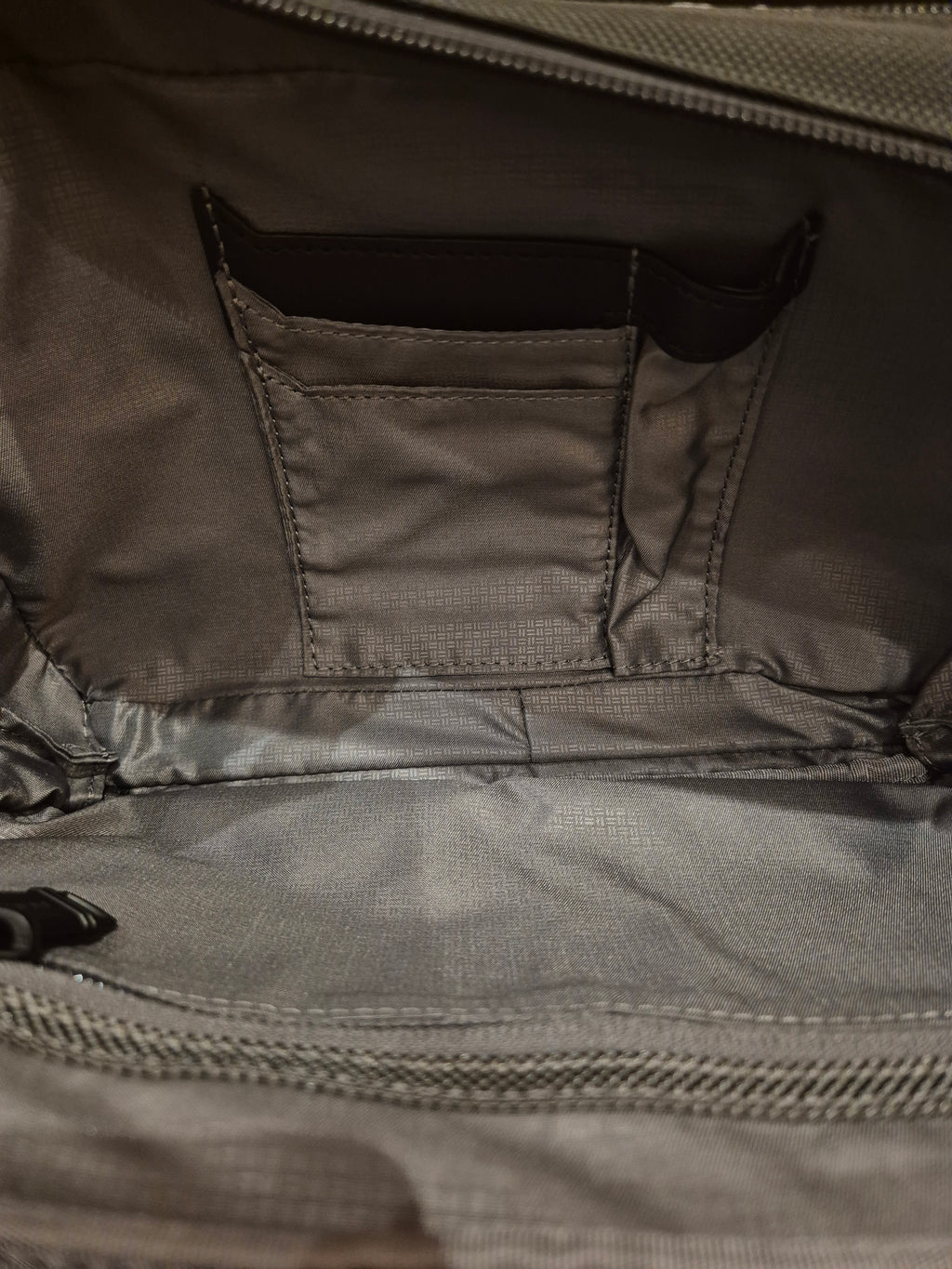 Tumi Alpa 3 Clutch