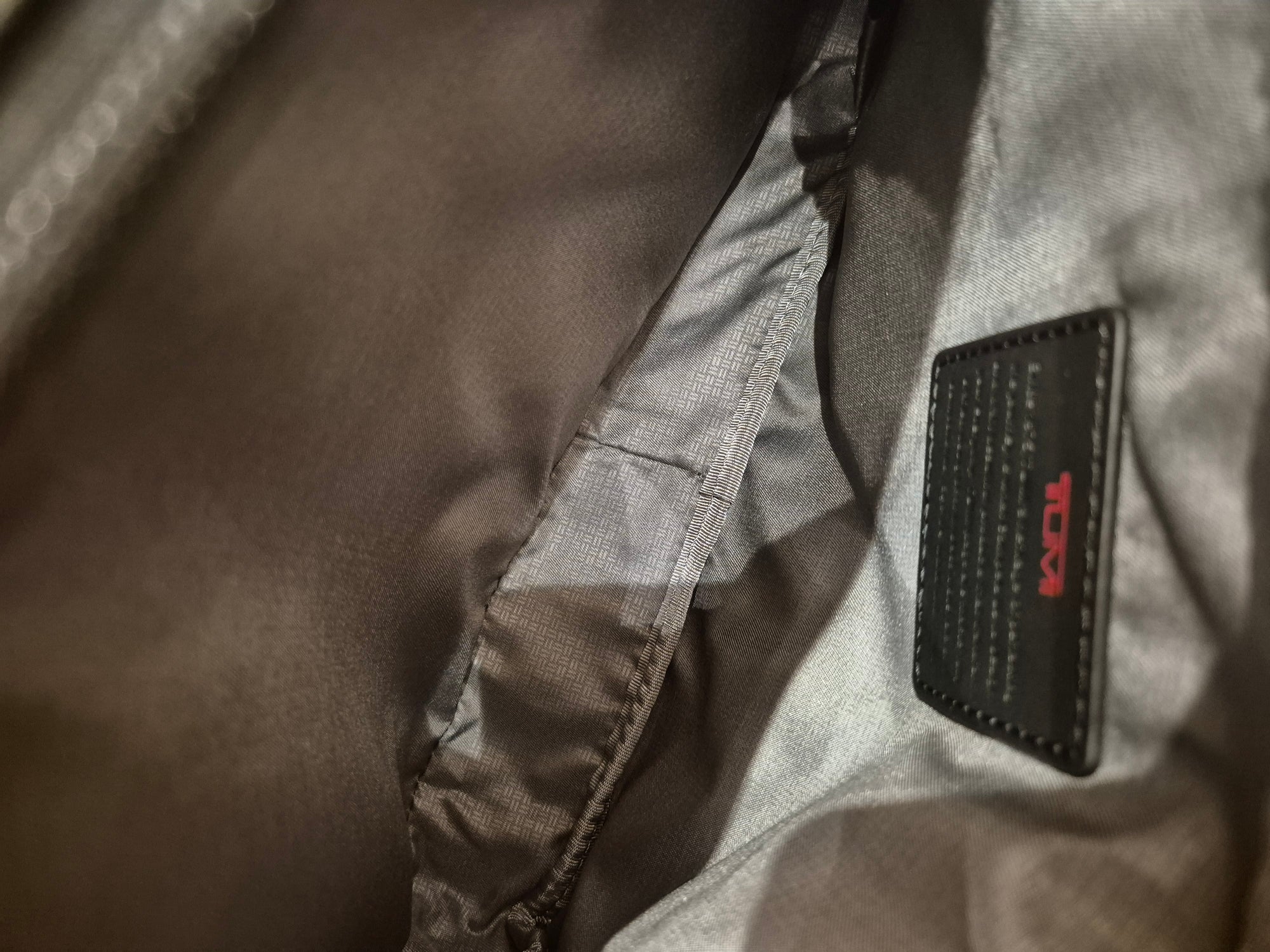 Tumi Alpa 3 Clutch
