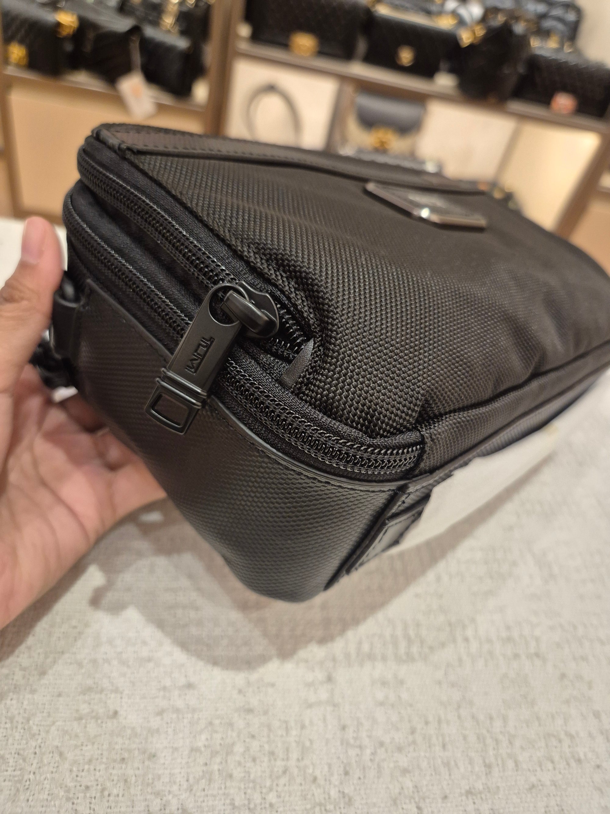 Tumi Alpa 3 Clutch