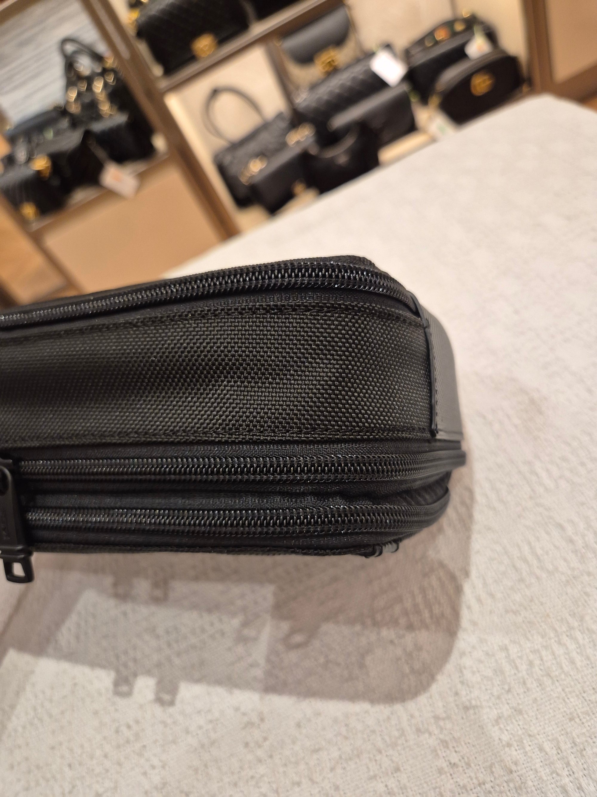 Tumi Alpa 3 Clutch
