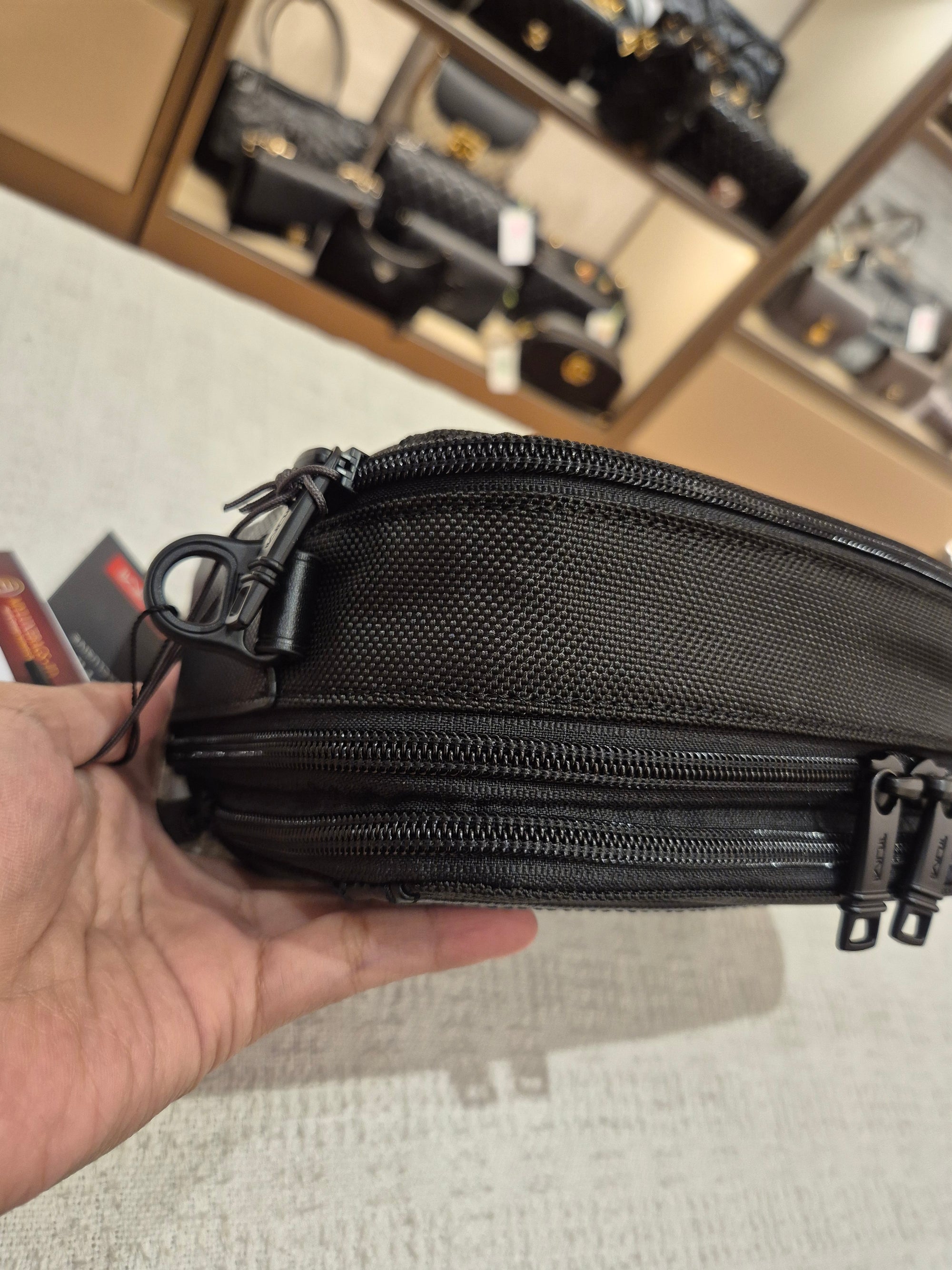 Tumi Alpa 3 Clutch