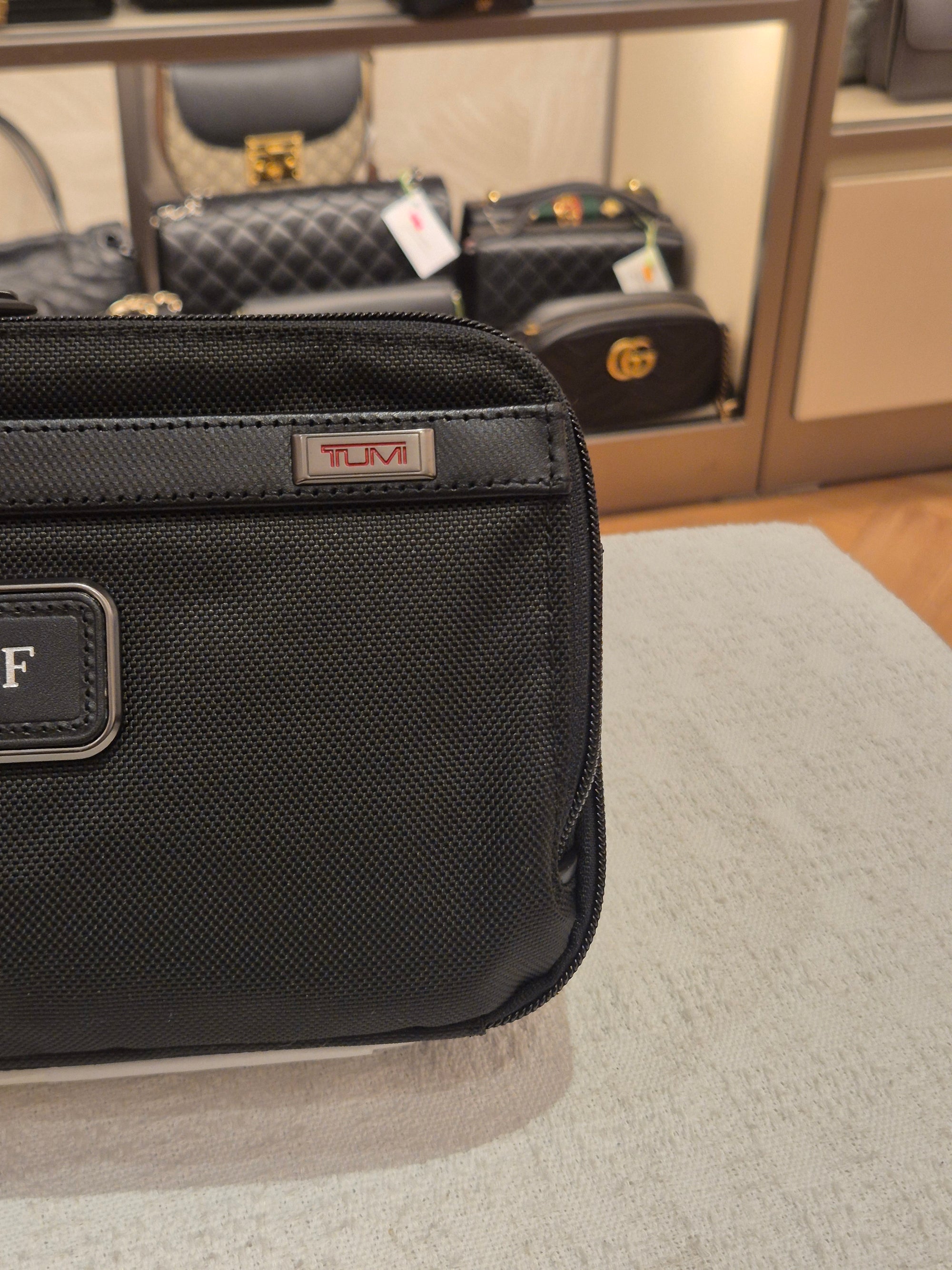 Tumi Alpa 3 Clutch