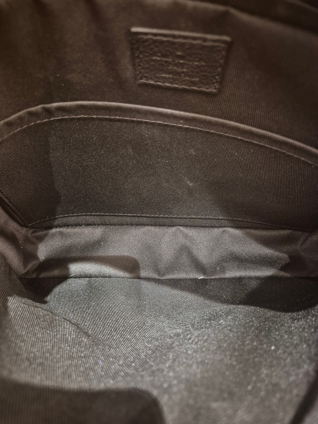 Louis Vuitton Trio Mesenger Shadow
