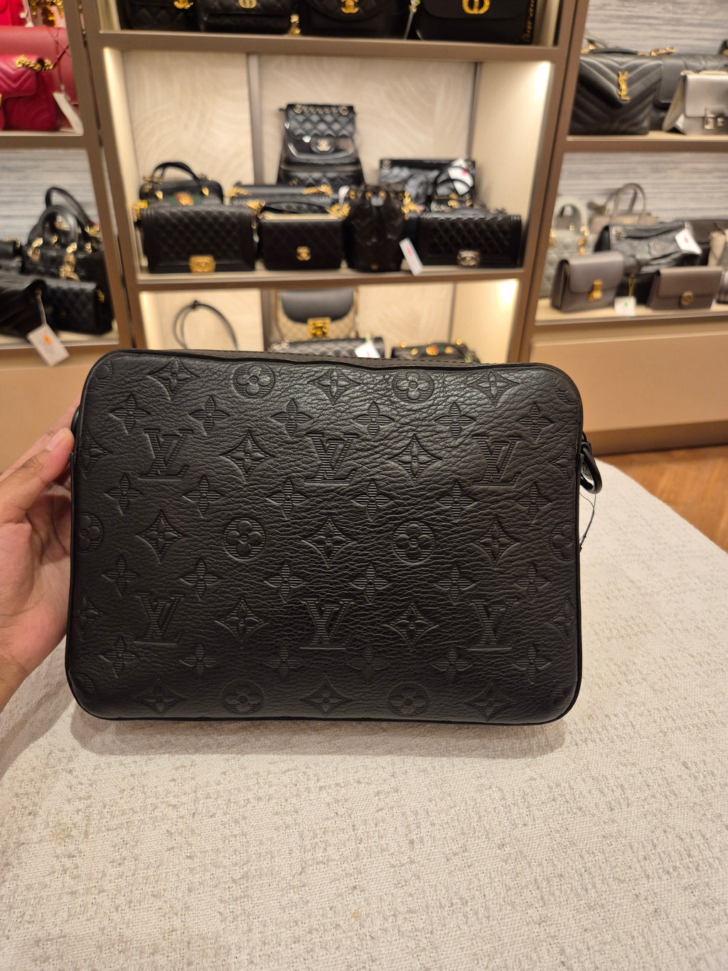 Louis Vuitton Trio Mesenger Shadow