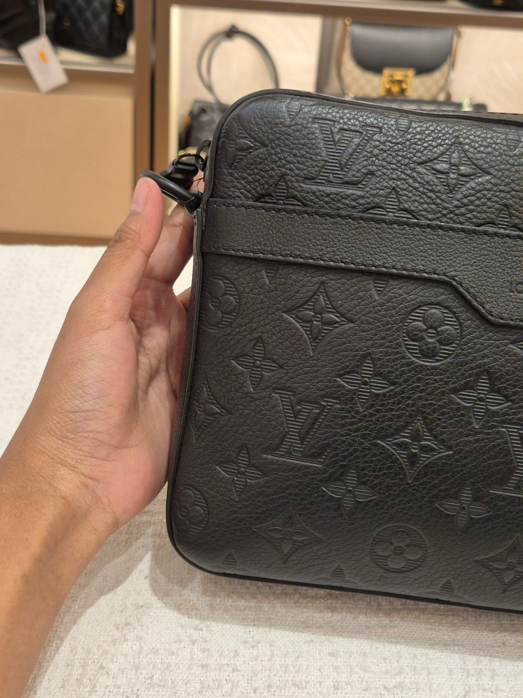 Louis Vuitton Trio Mesenger Shadow