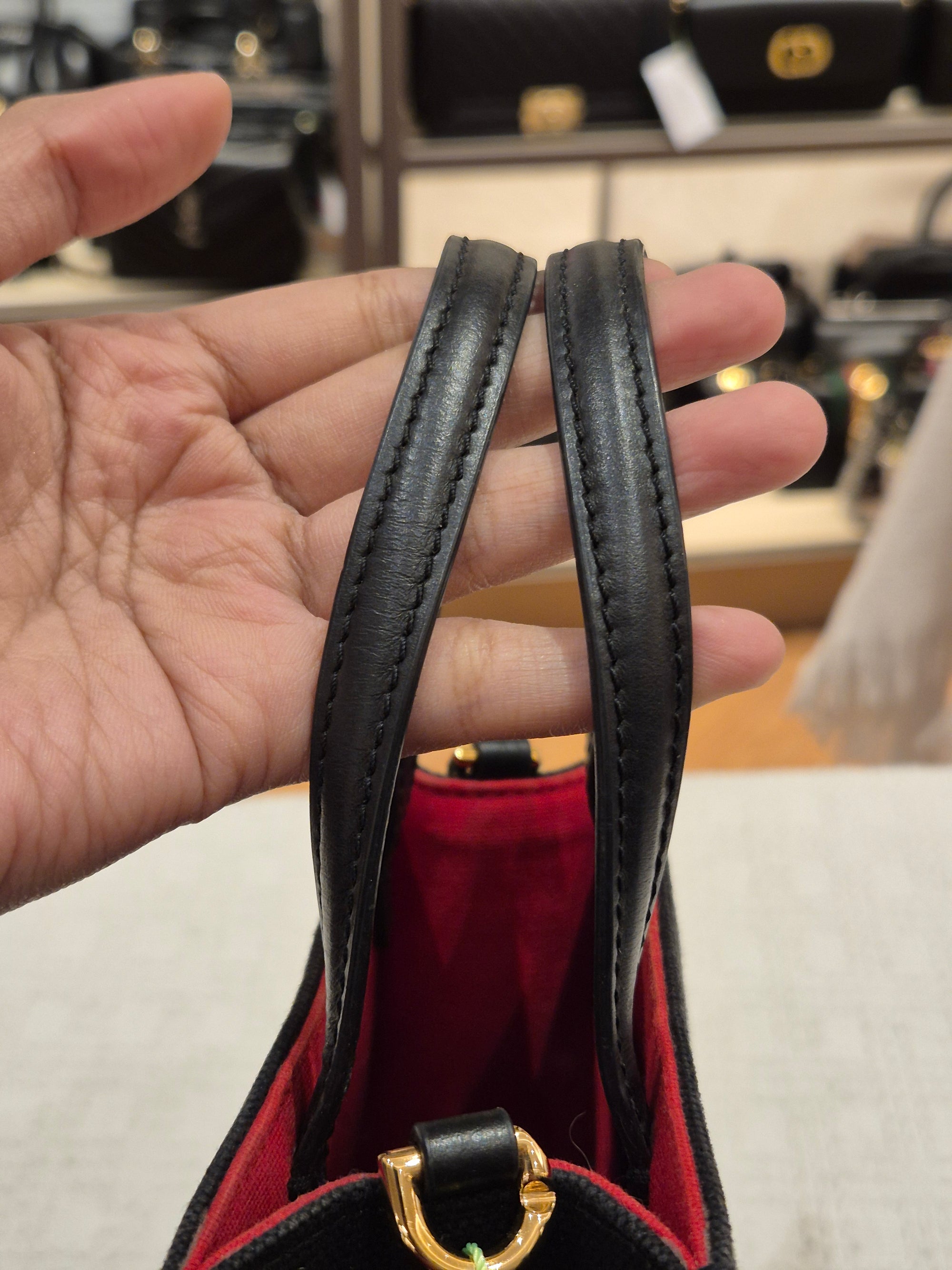 Givenchy Mini G-tote Black