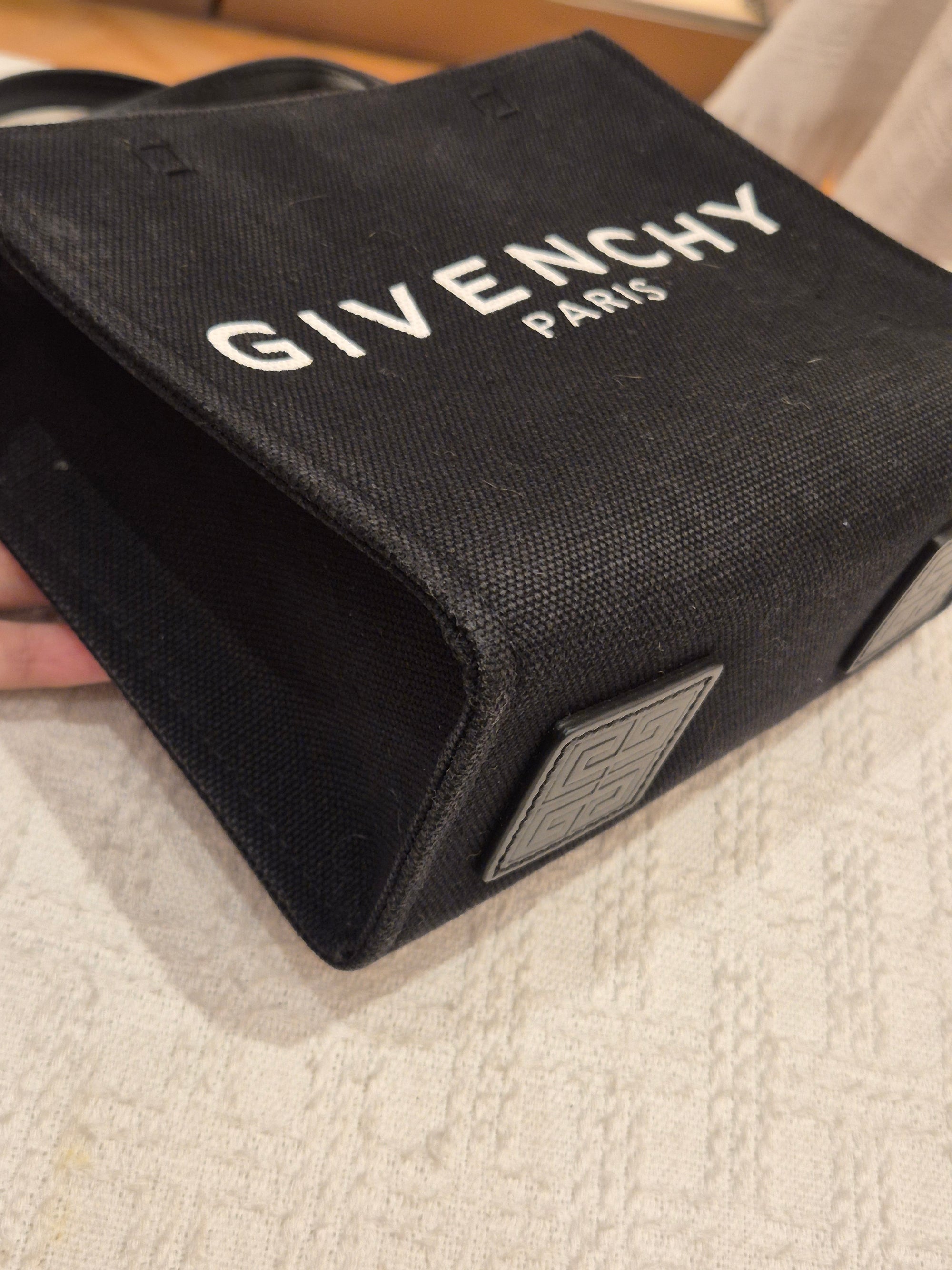 Givenchy Mini G-tote Black