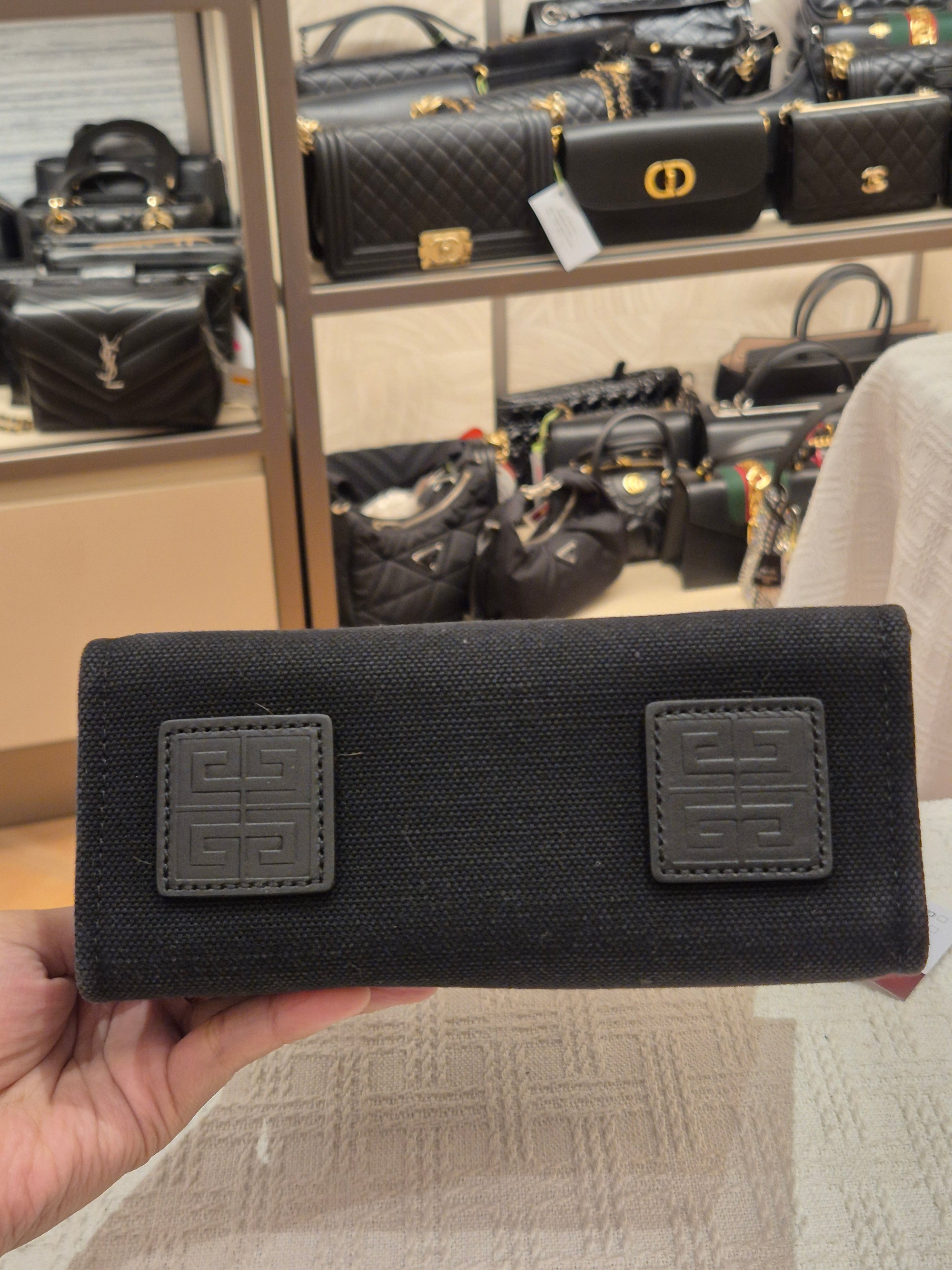 Givenchy Mini G-tote Black