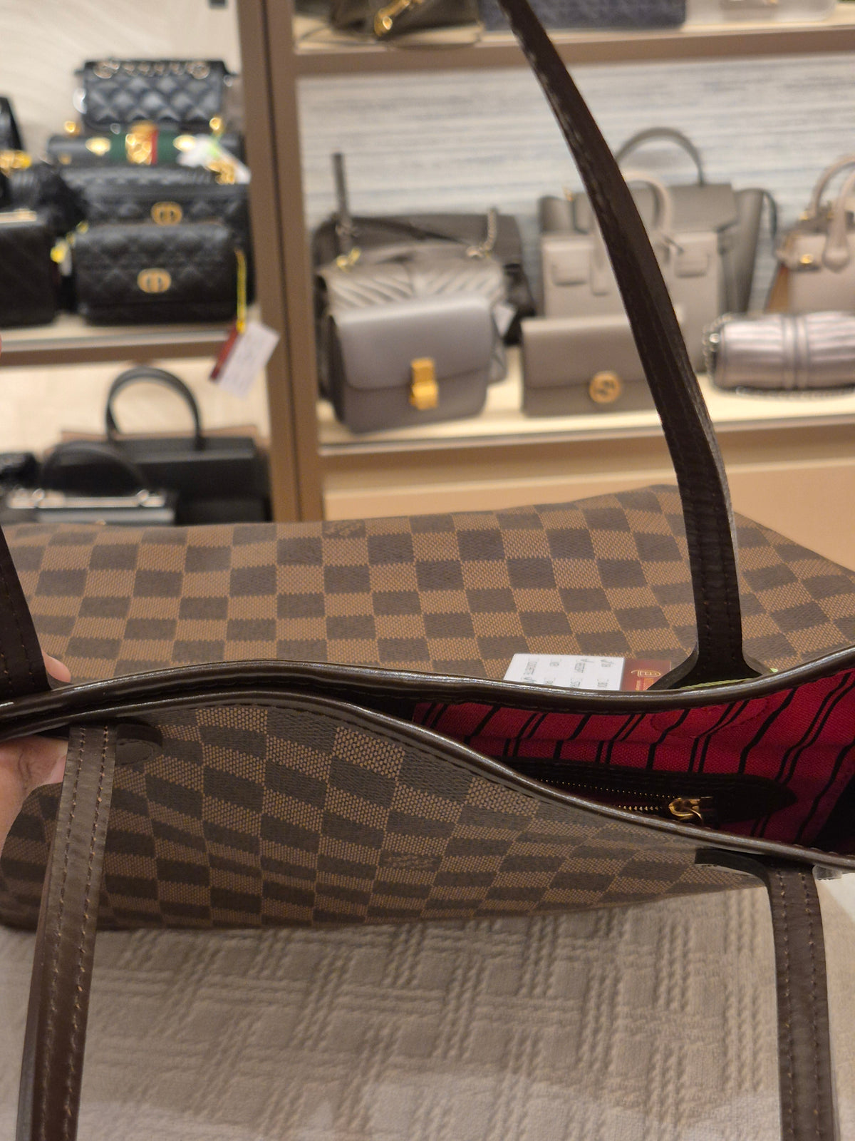 Louis Vuitton Neverfull MM Damier