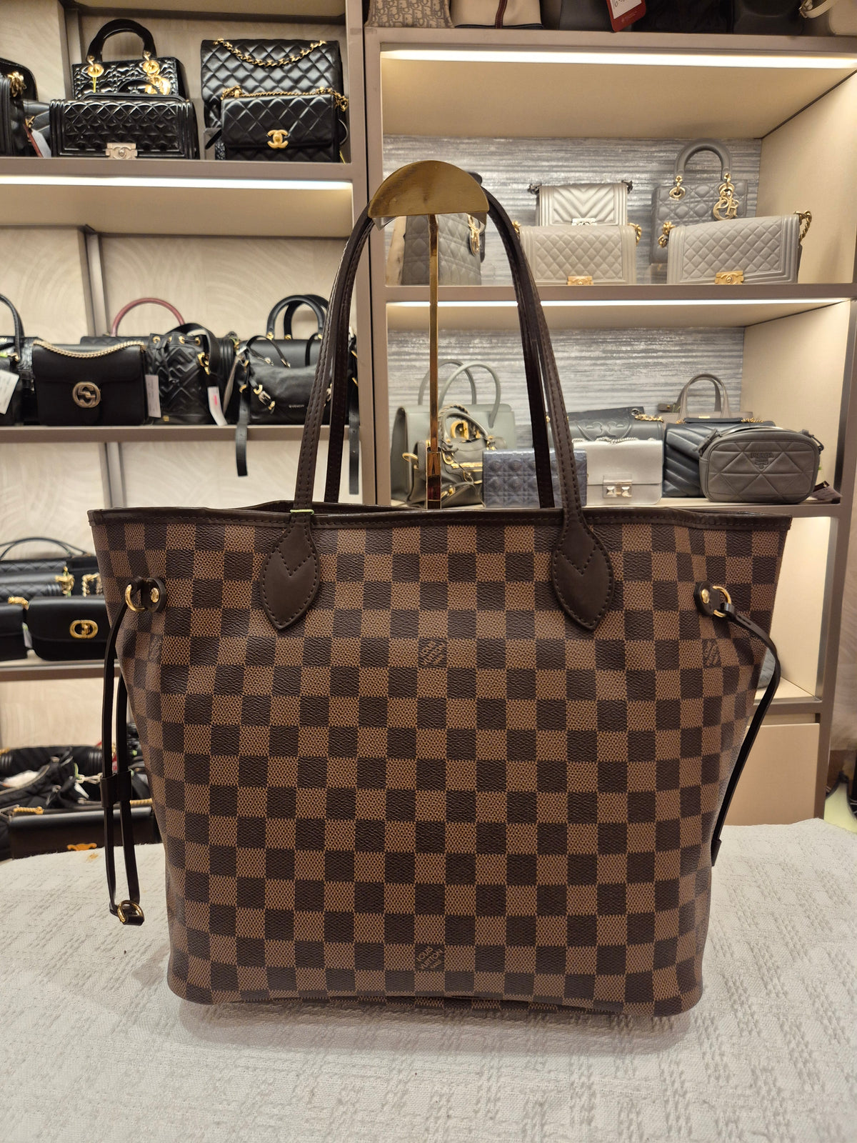 Louis Vuitton Neverfull MM Damier
