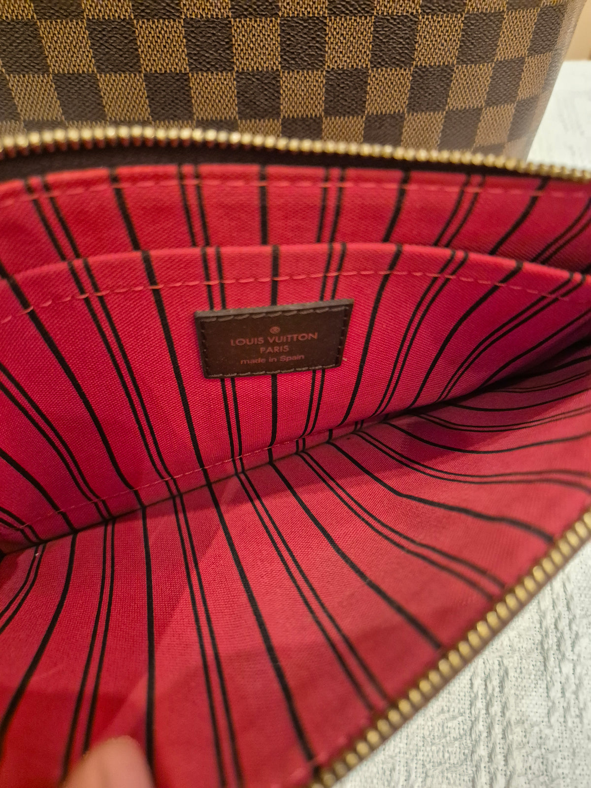 Louis Vuitton Neverfull MM Damier