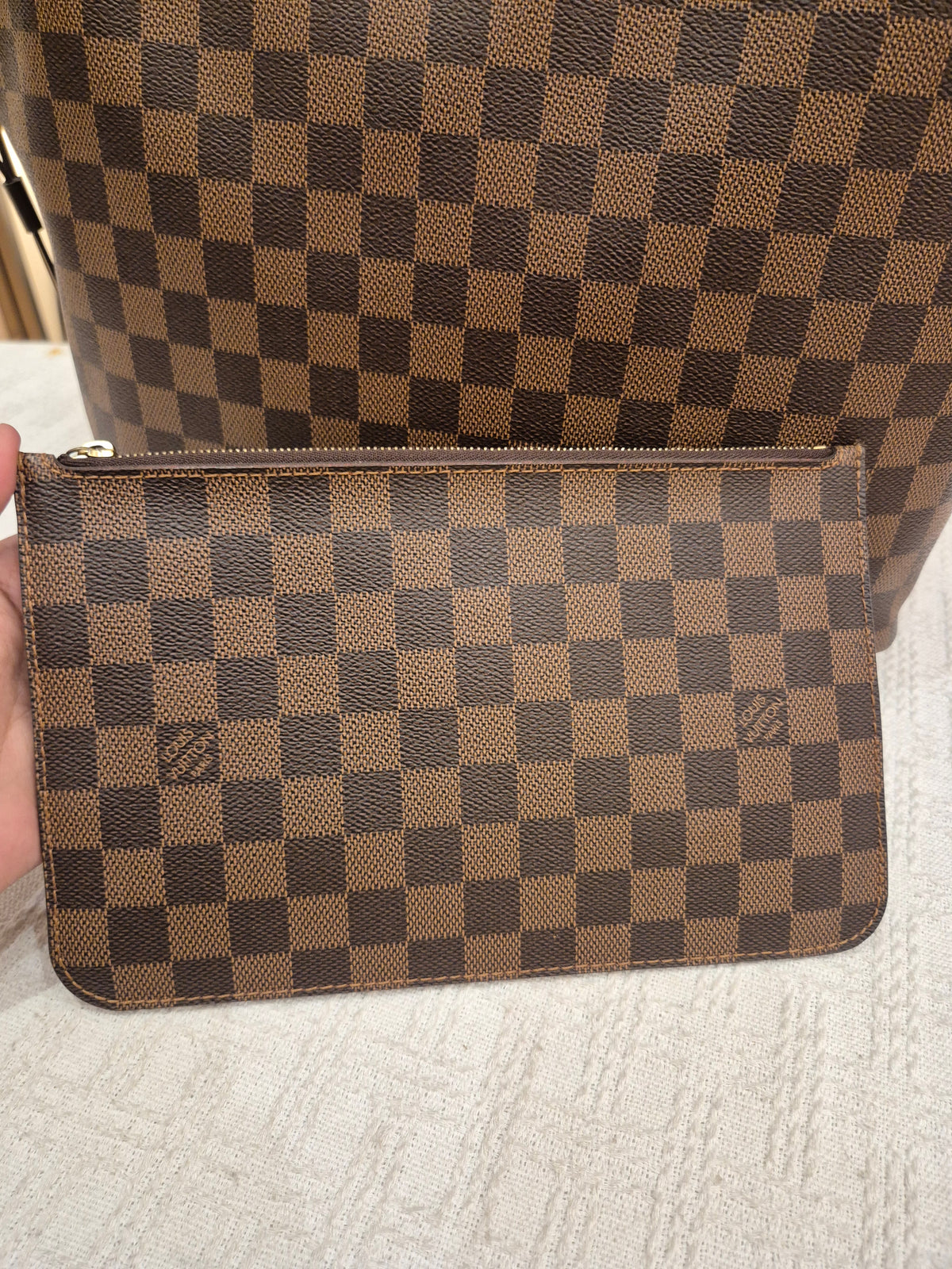 Louis Vuitton Neverfull MM Damier