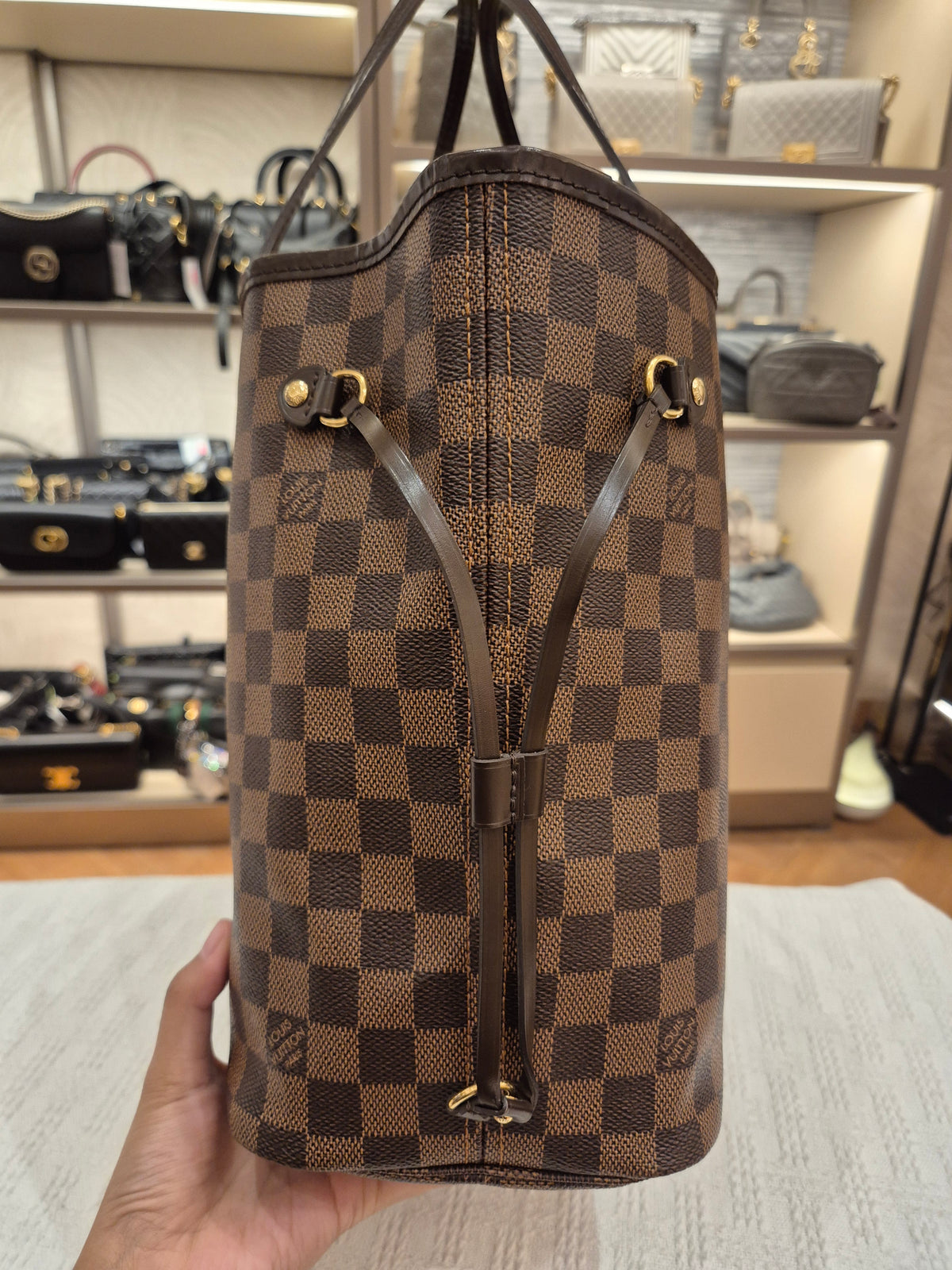 Louis Vuitton Neverfull MM Damier