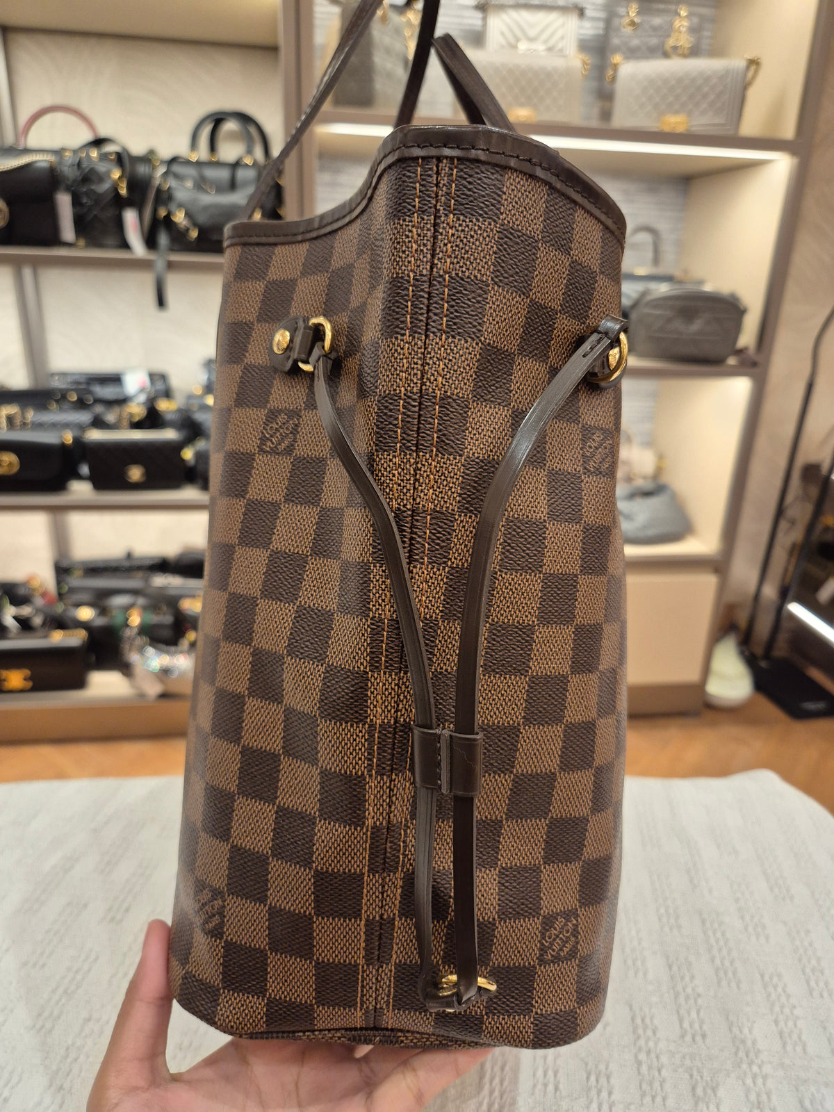 Louis Vuitton Neverfull MM Damier