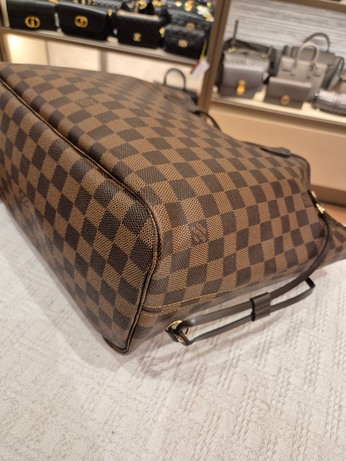 Louis Vuitton Neverfull MM Damier