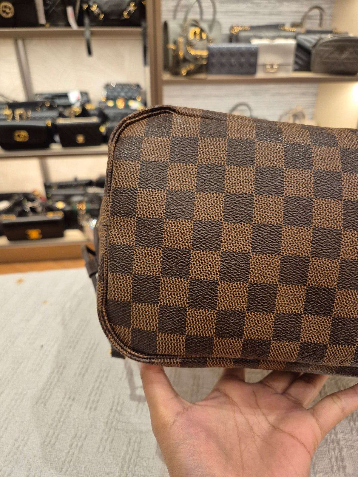 Louis Vuitton Neverfull MM Damier