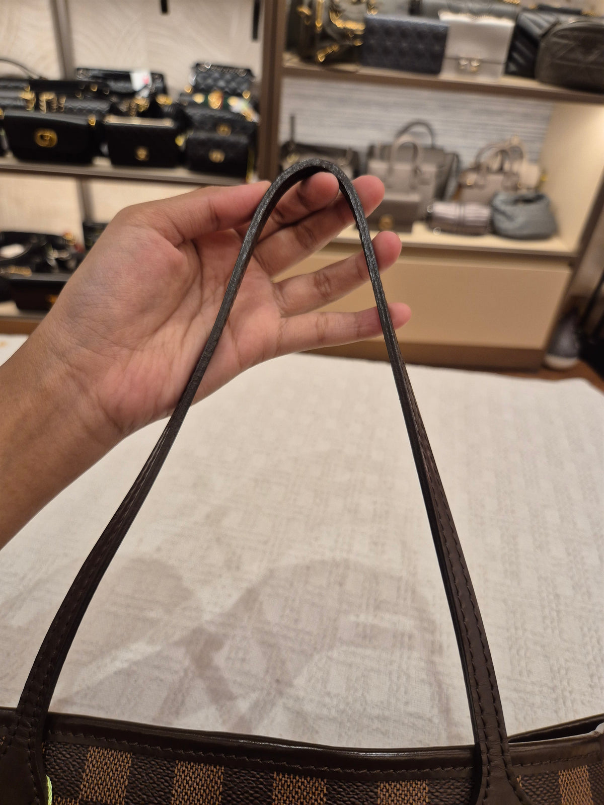 Louis Vuitton Neverfull MM Damier
