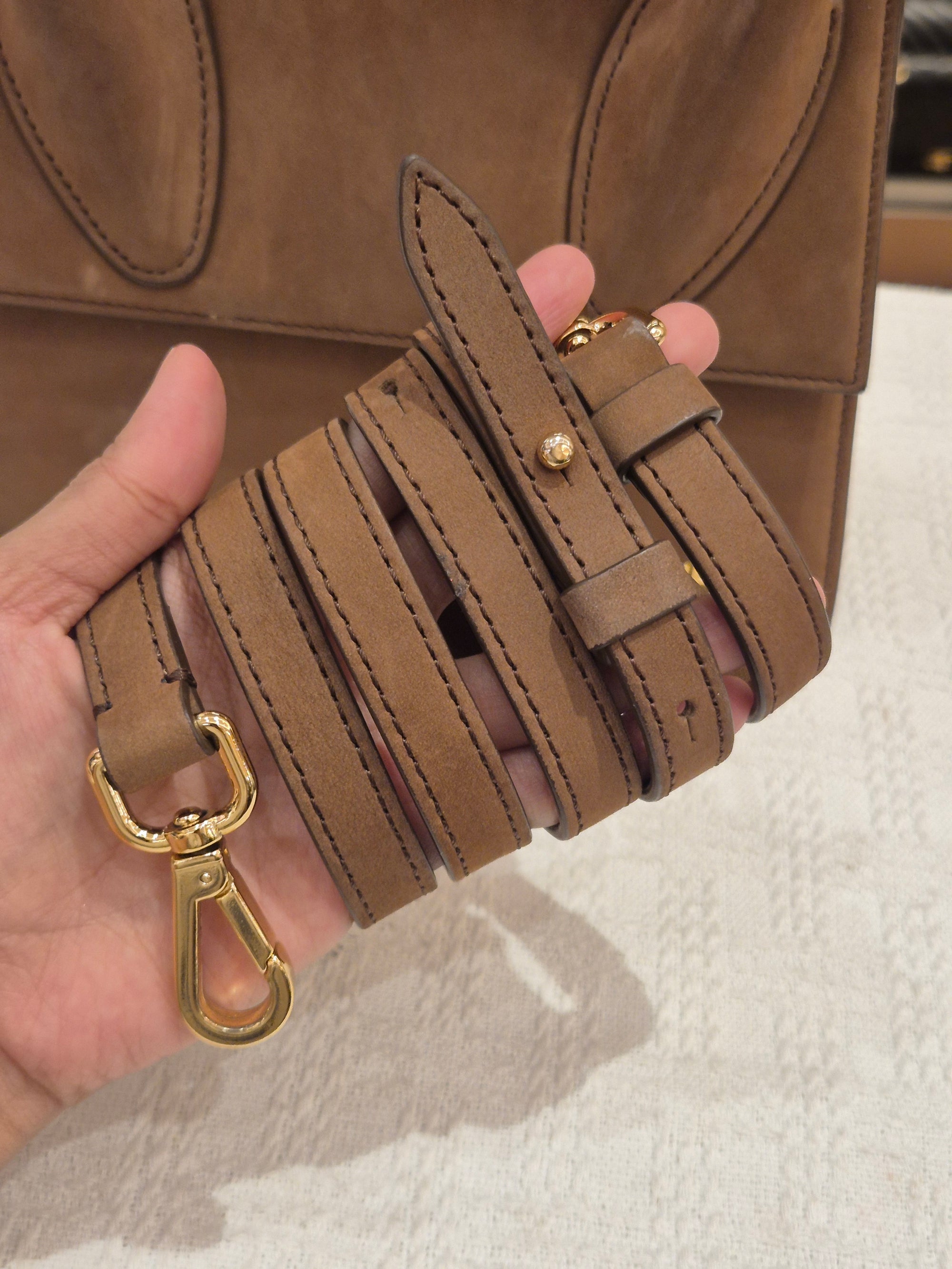 Jacquemus Le Grand Chiquito suede brown