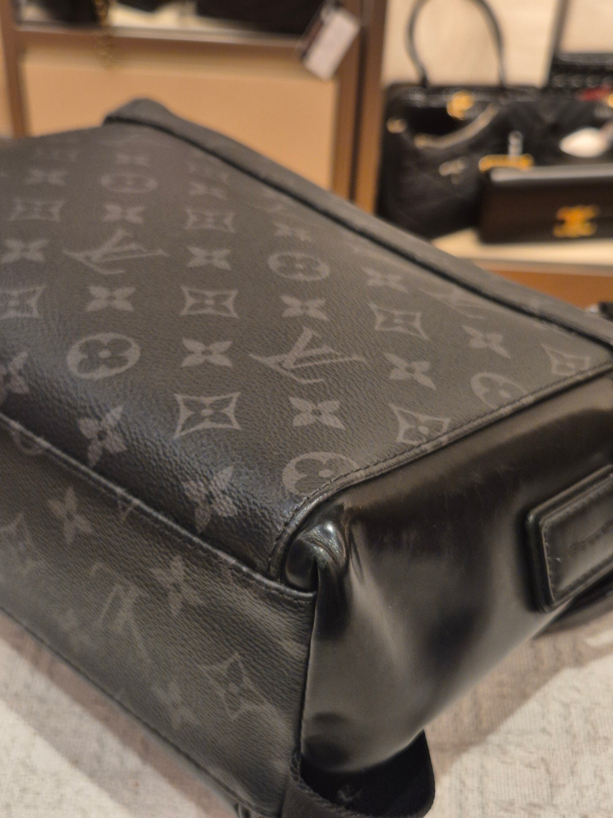 Louis Vuitton Messenger Voyage Monogram Eclipse