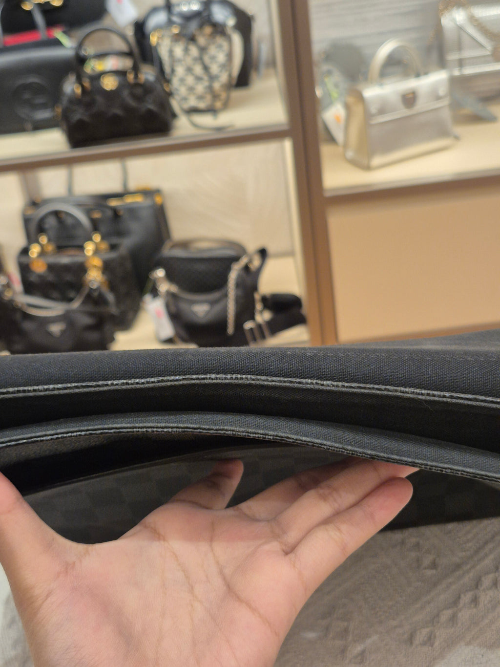 Louis Vuitton Danie Messenger Damier Graphite