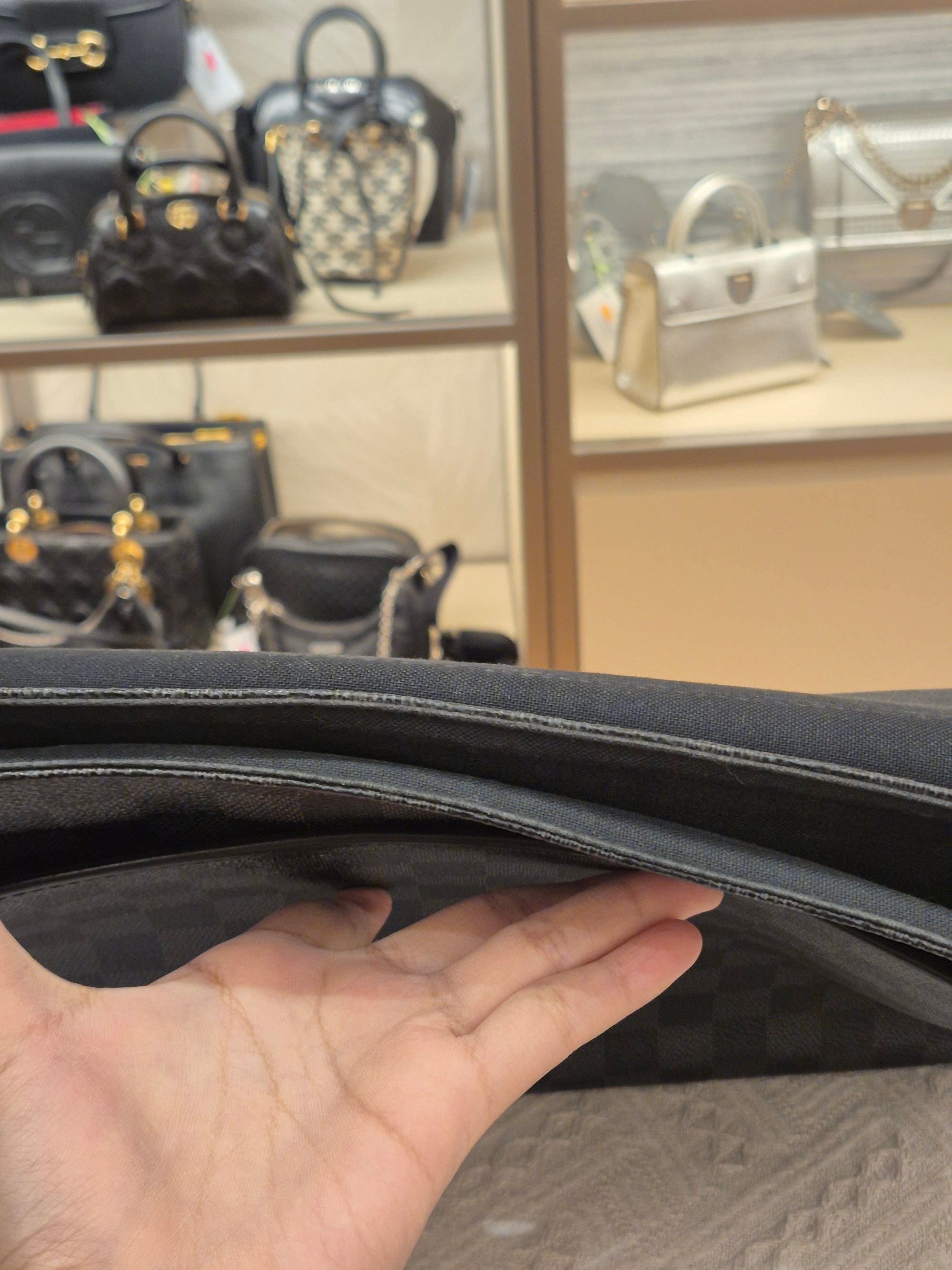 Louis Vuitton Danie Messenger Damier Graphite