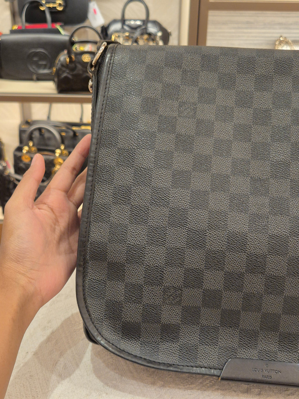 Louis Vuitton Danie Messenger Damier Graphite