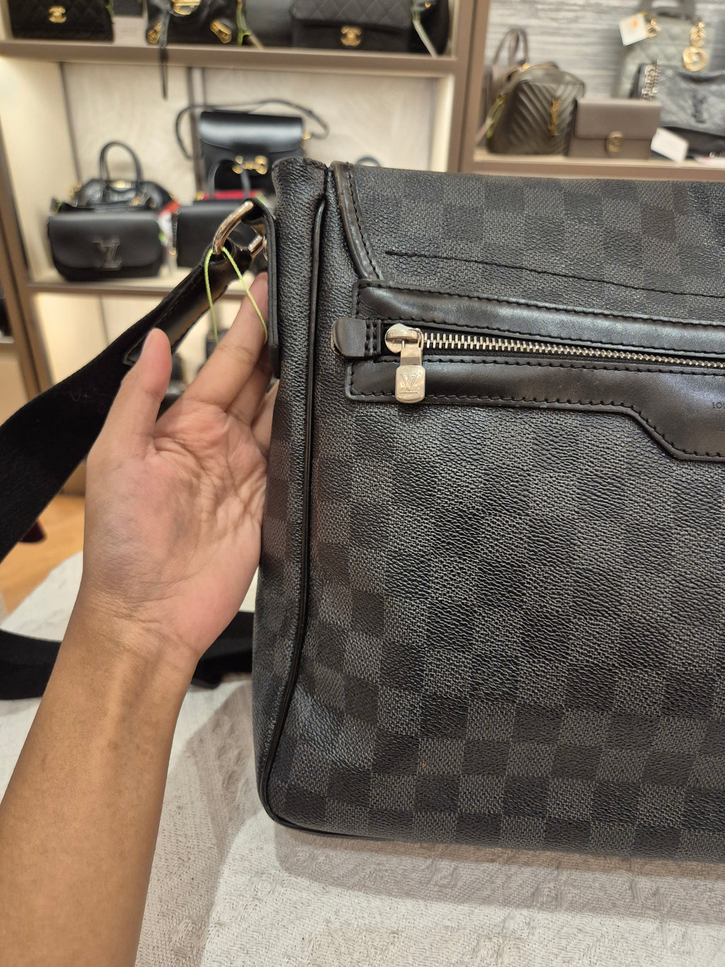Louis Vuitton Danie Messenger Damier Graphite