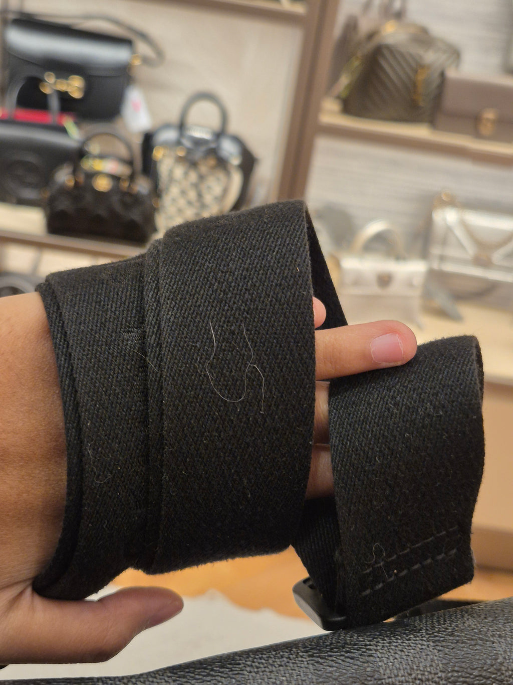 Louis Vuitton Danie Messenger Damier Graphite