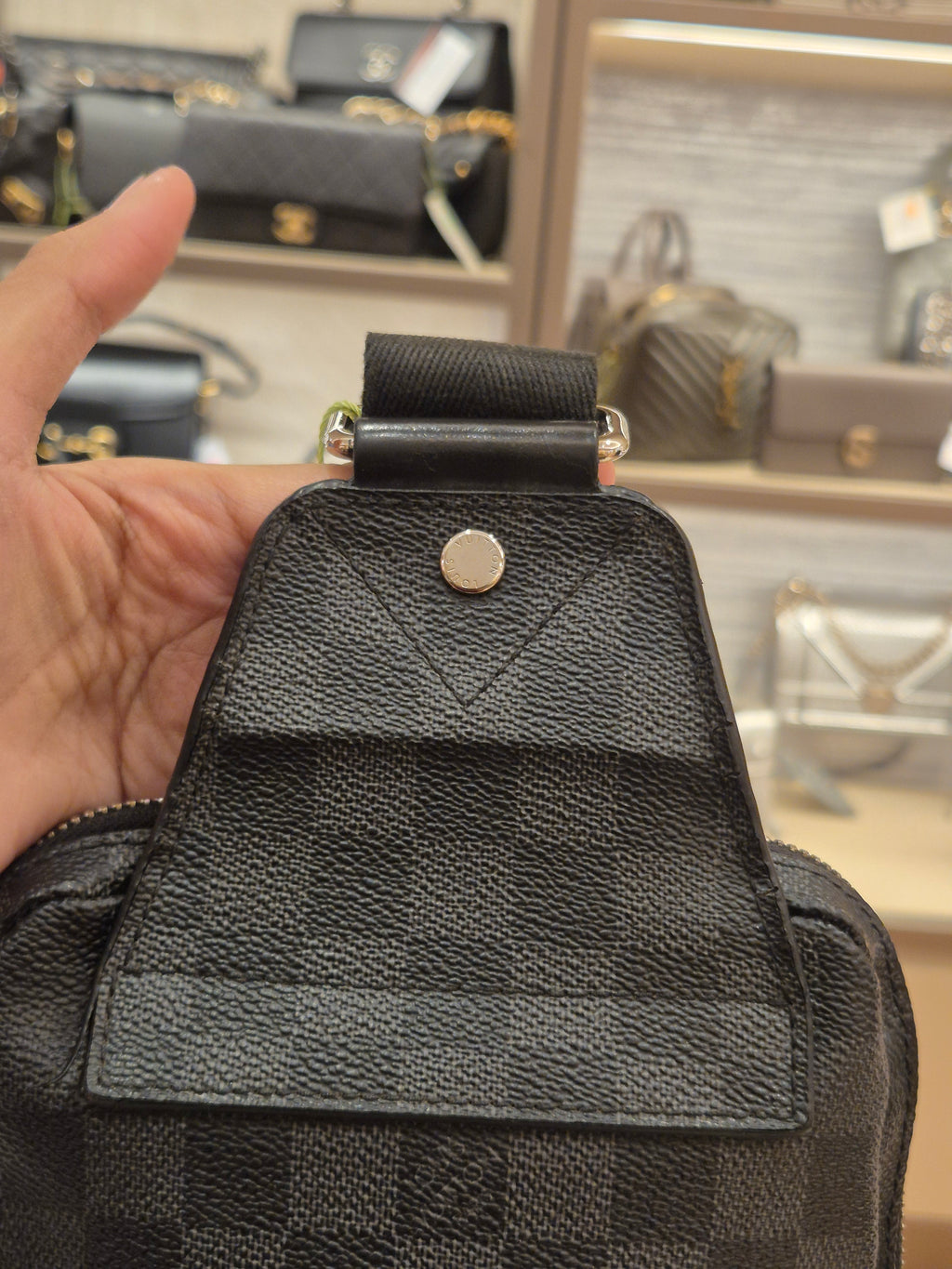 Louis Vuitton Avenue Damier Graphite