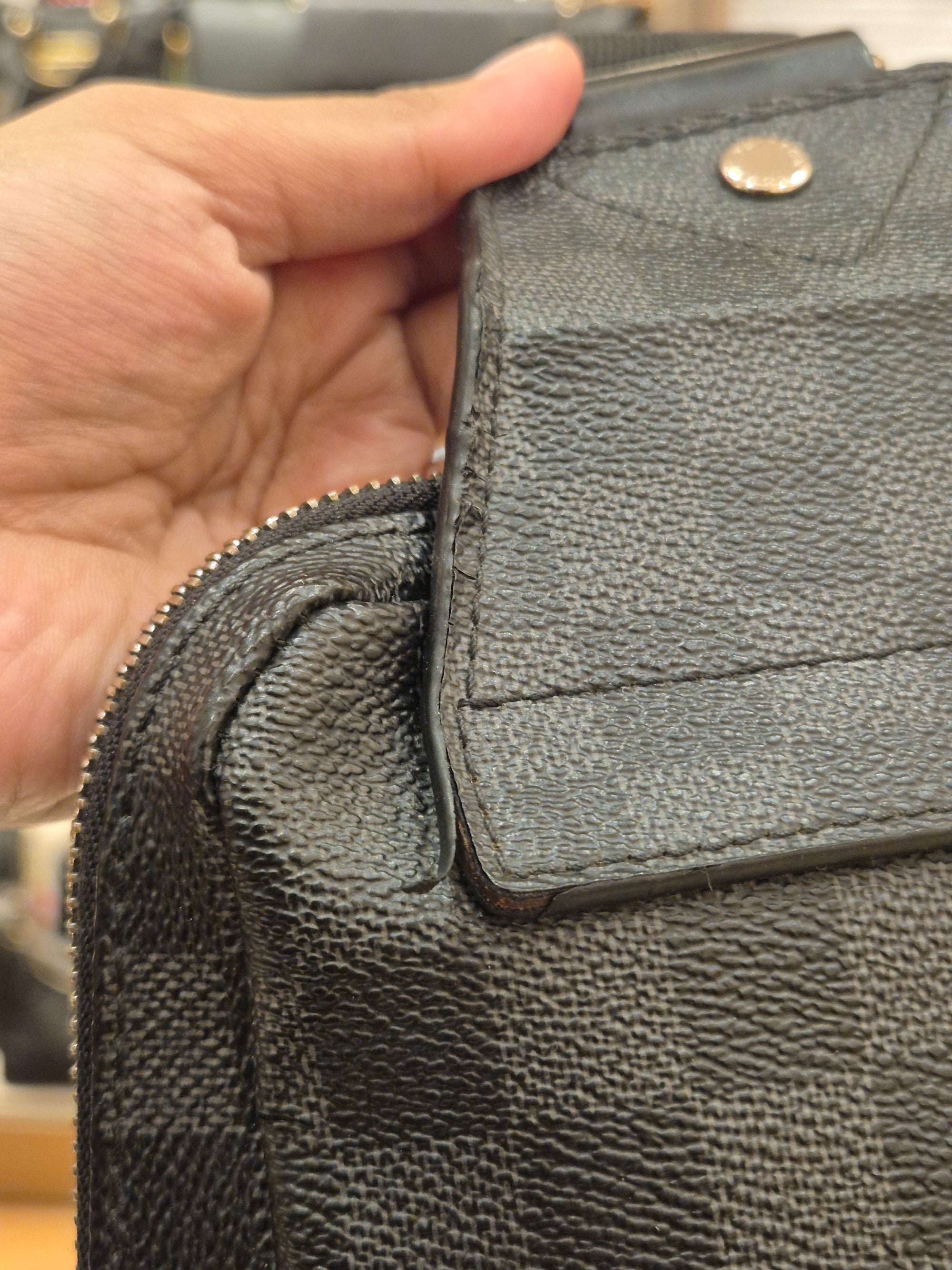 Louis Vuitton Avenue Damier Graphite