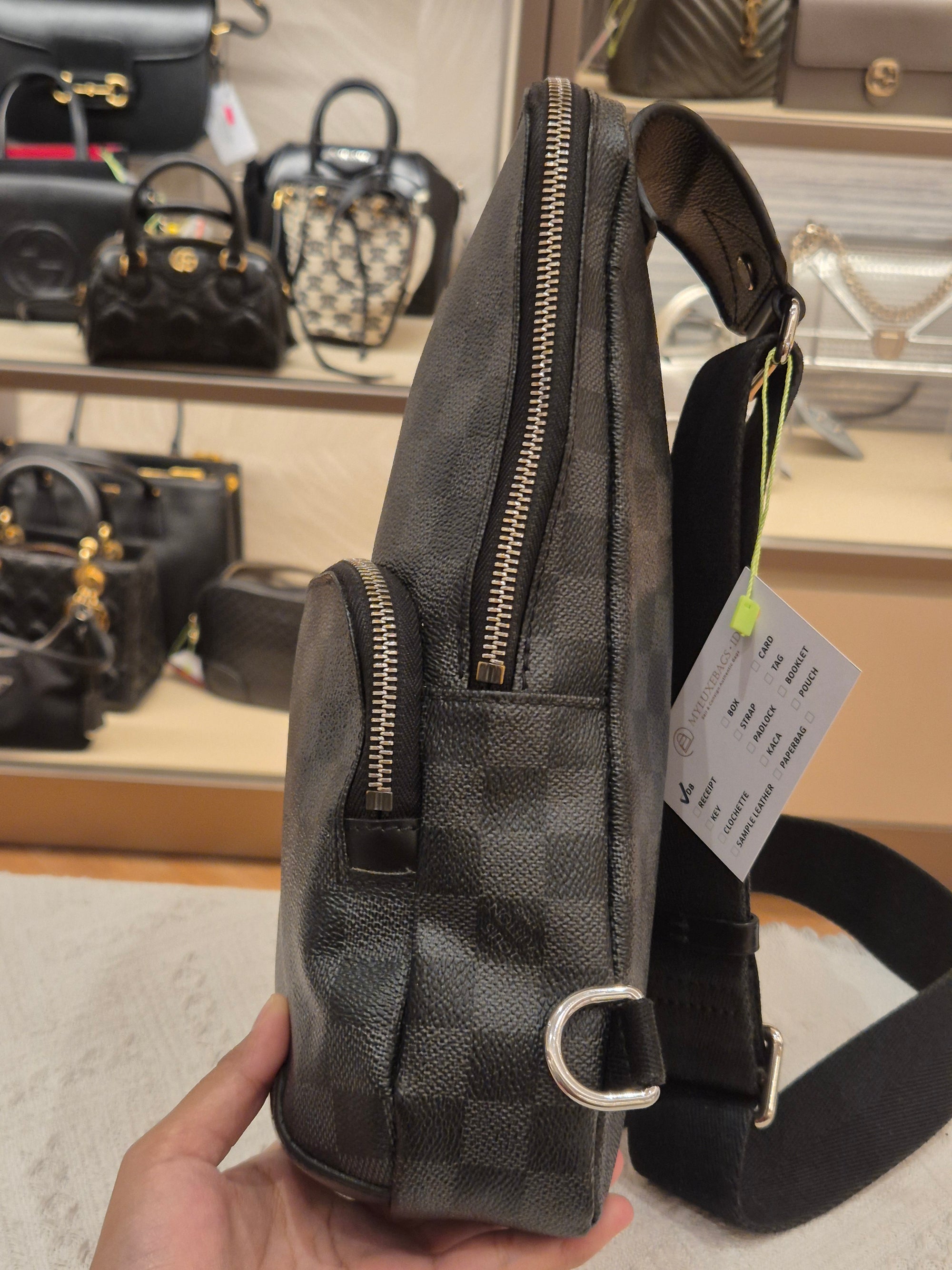 Louis Vuitton Avenue Damier Graphite