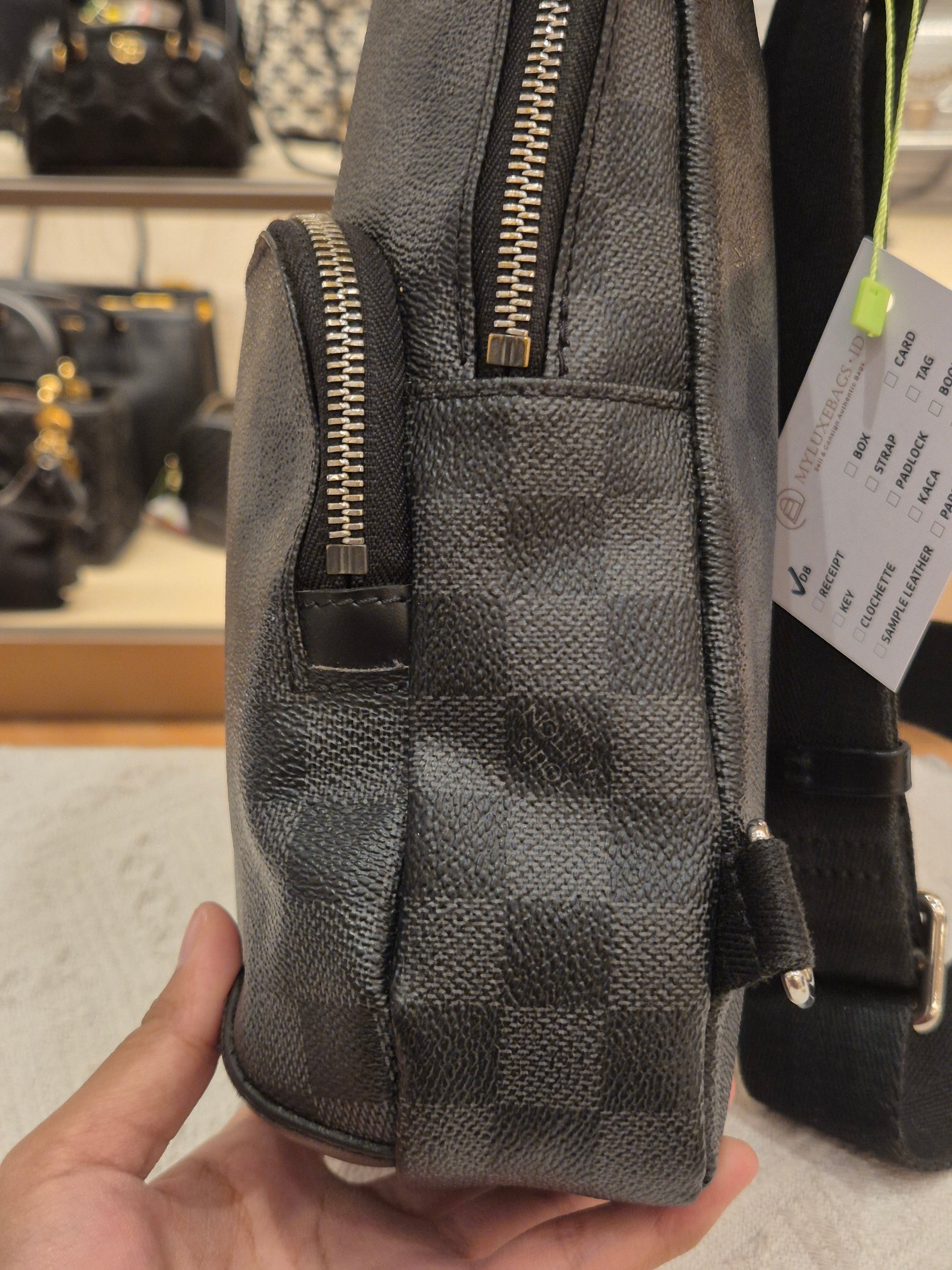 Louis Vuitton Avenue Damier Graphite
