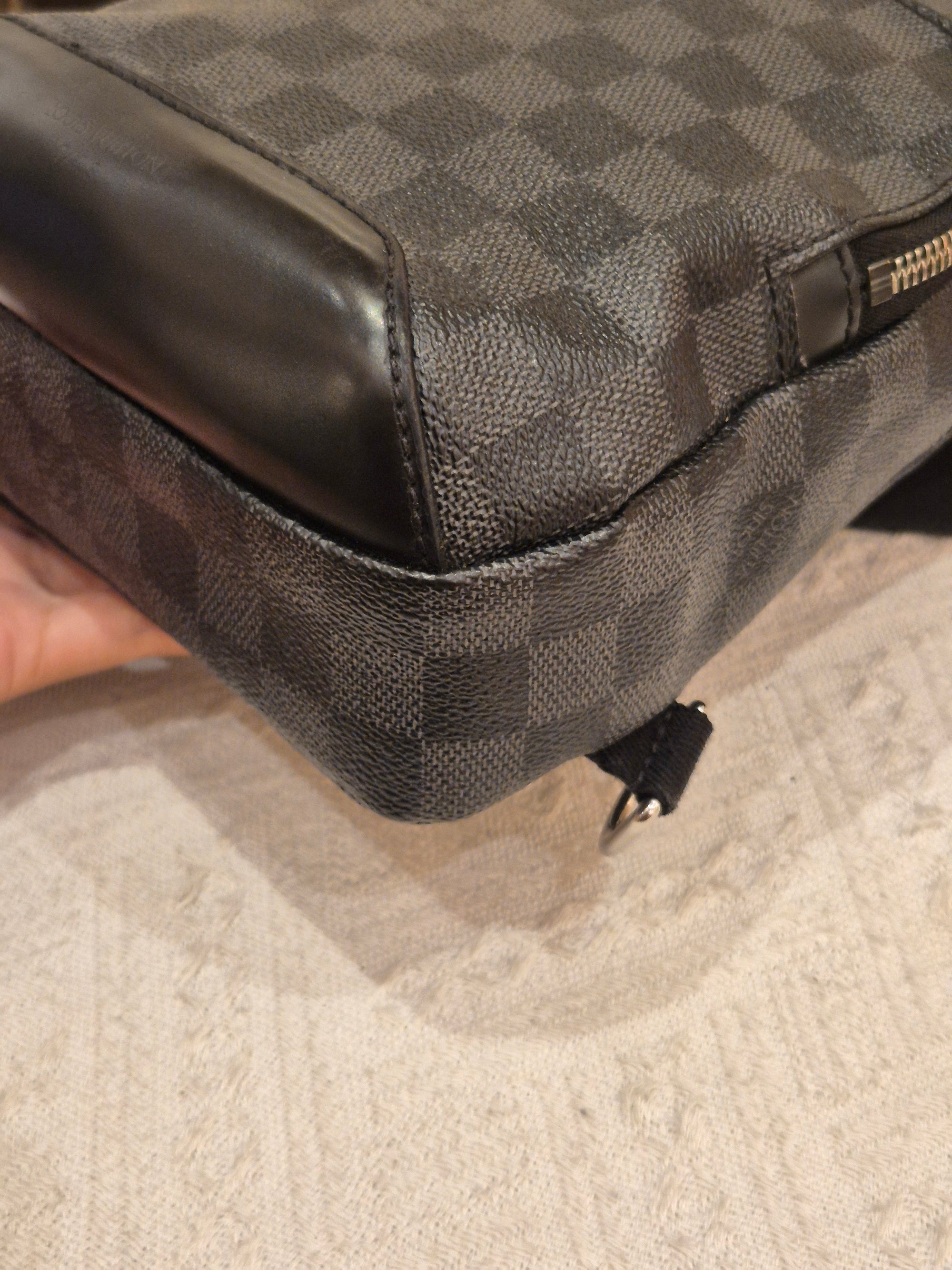 Louis Vuitton Avenue Damier Graphite