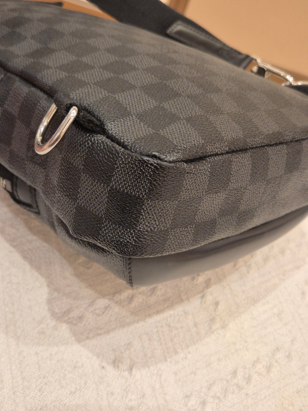 Louis Vuitton Avenue Damier Graphite