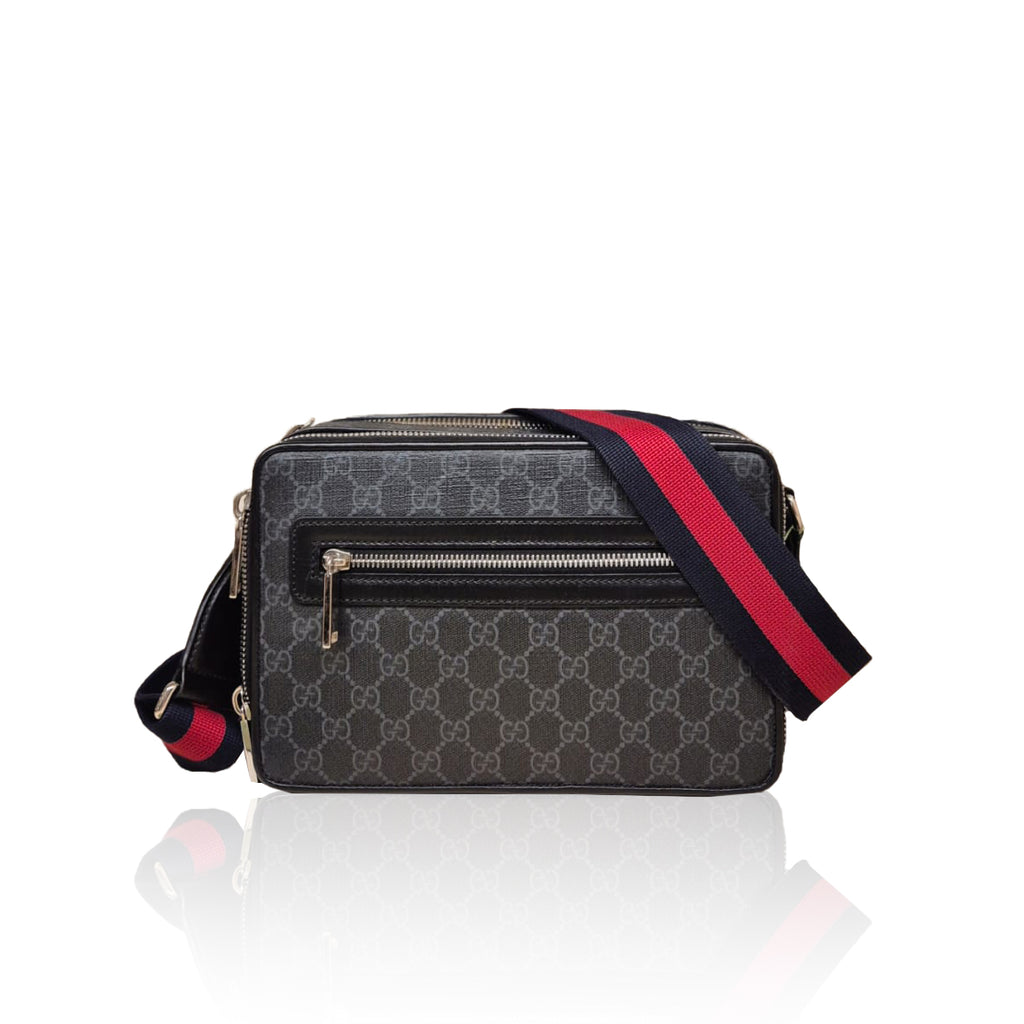 Gucci GG Supreme Camera Bag Monogram